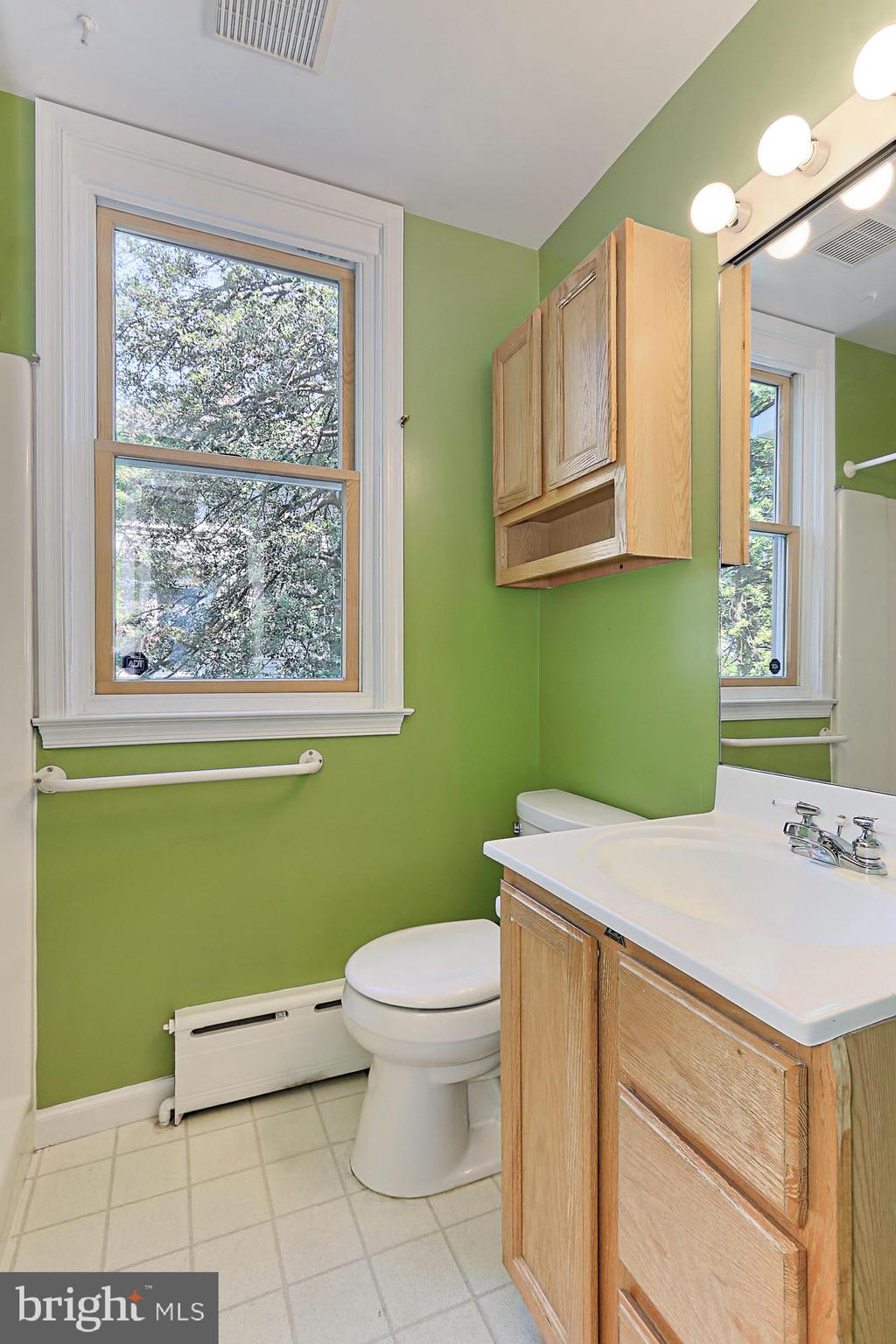 ASHTON HEIGHTS - Residential