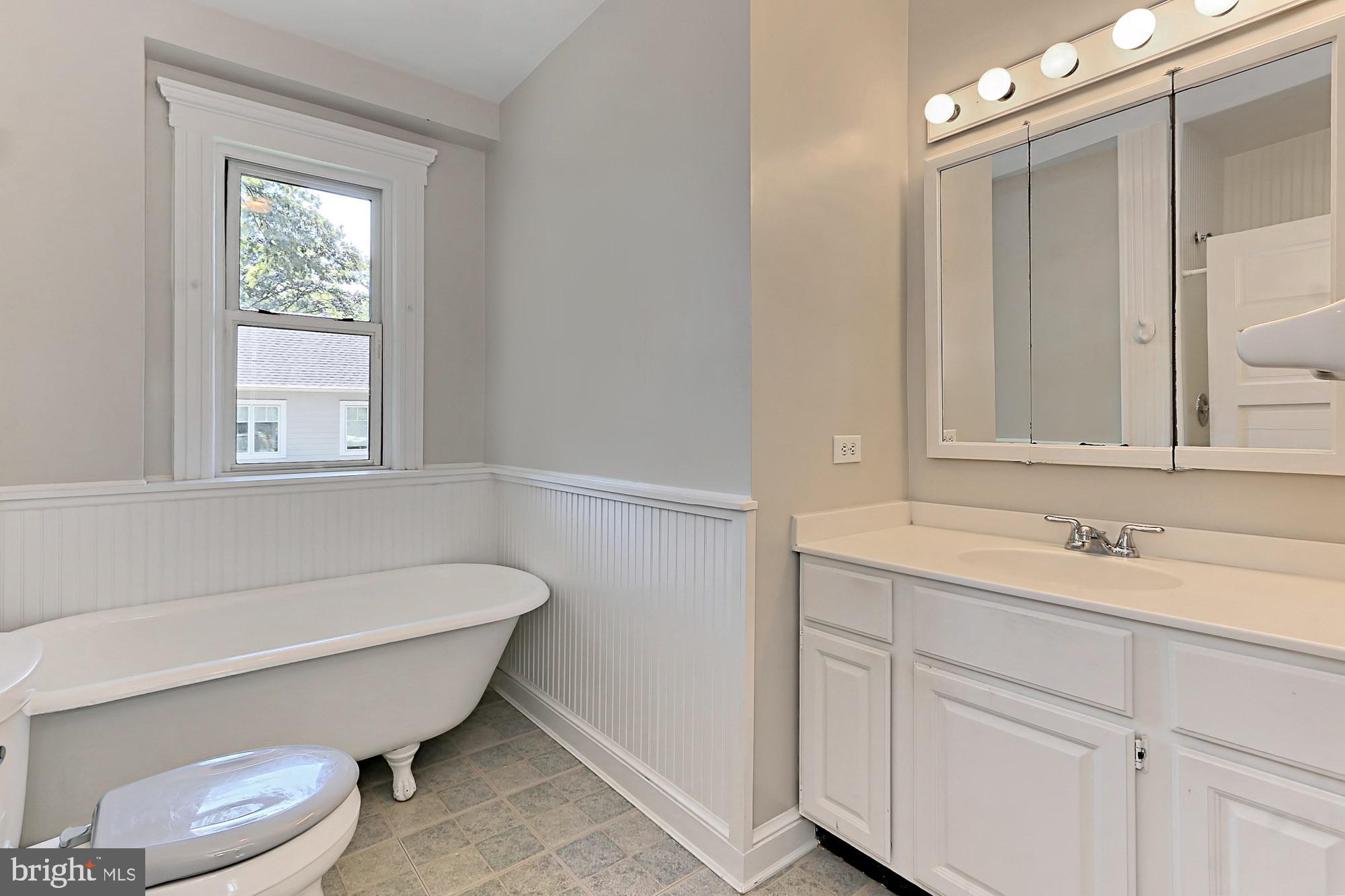 ASHTON HEIGHTS - Residential