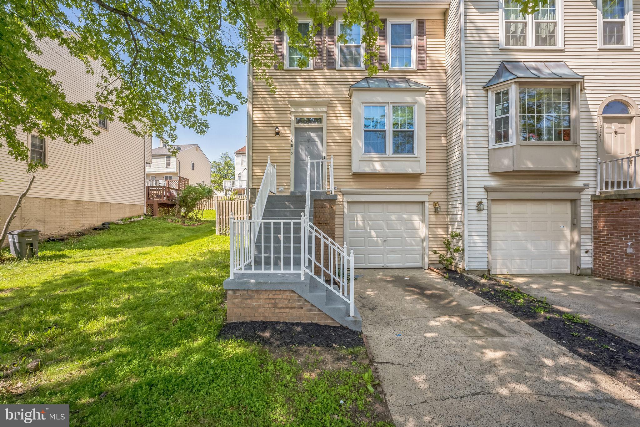 PARADISE - Residential Lease