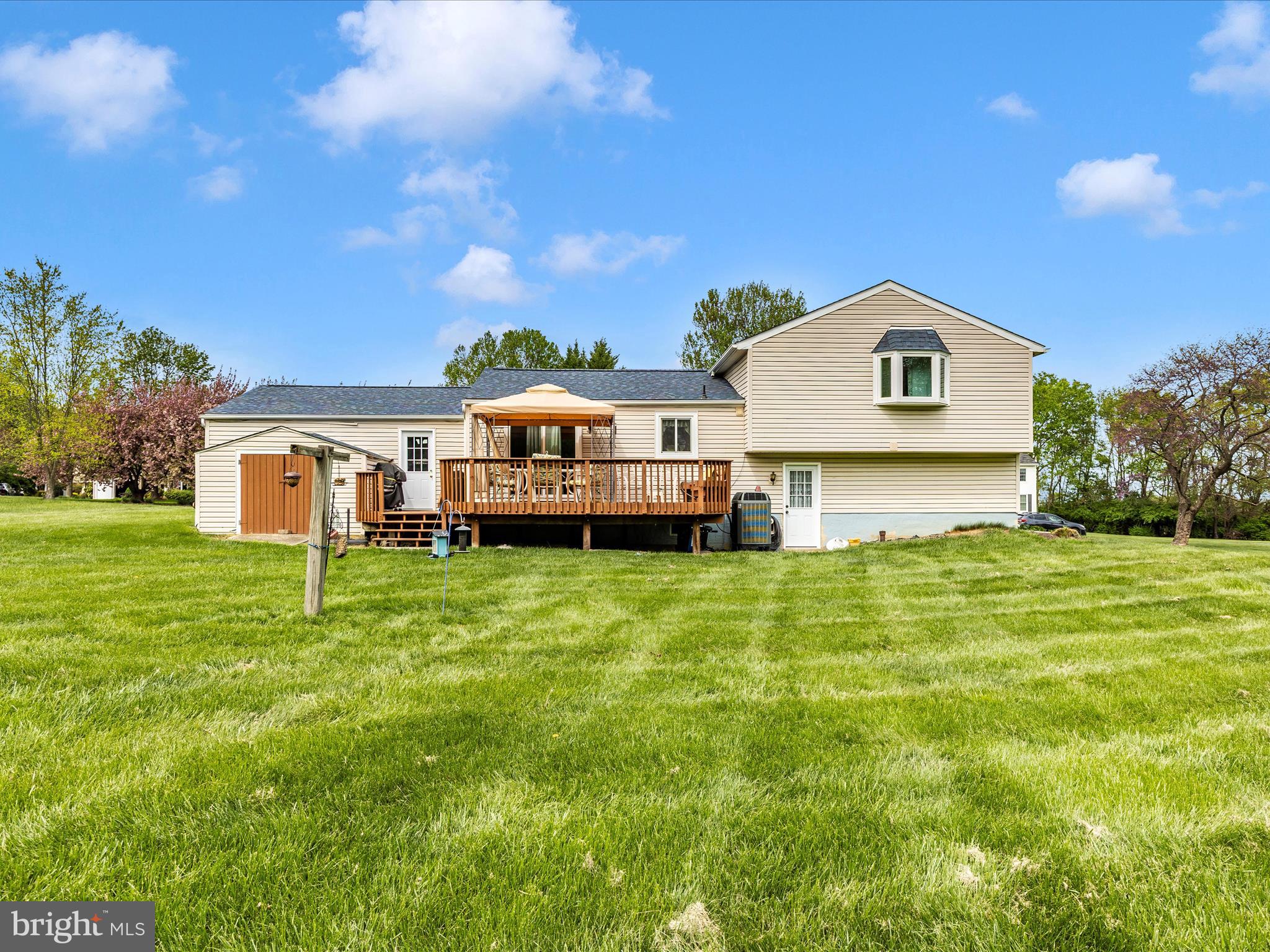5903 CHAR LEIGH CIRCLE