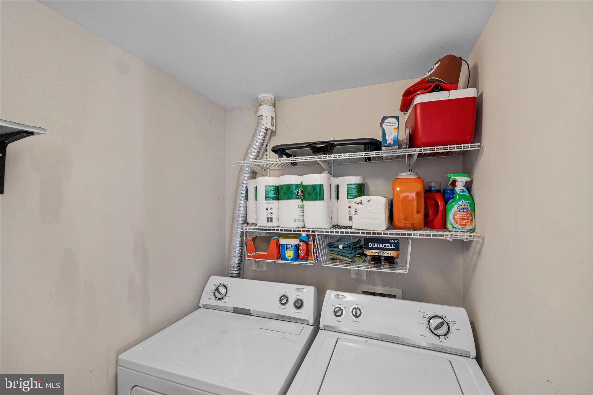 ASHBURN VILLAGE - Residential