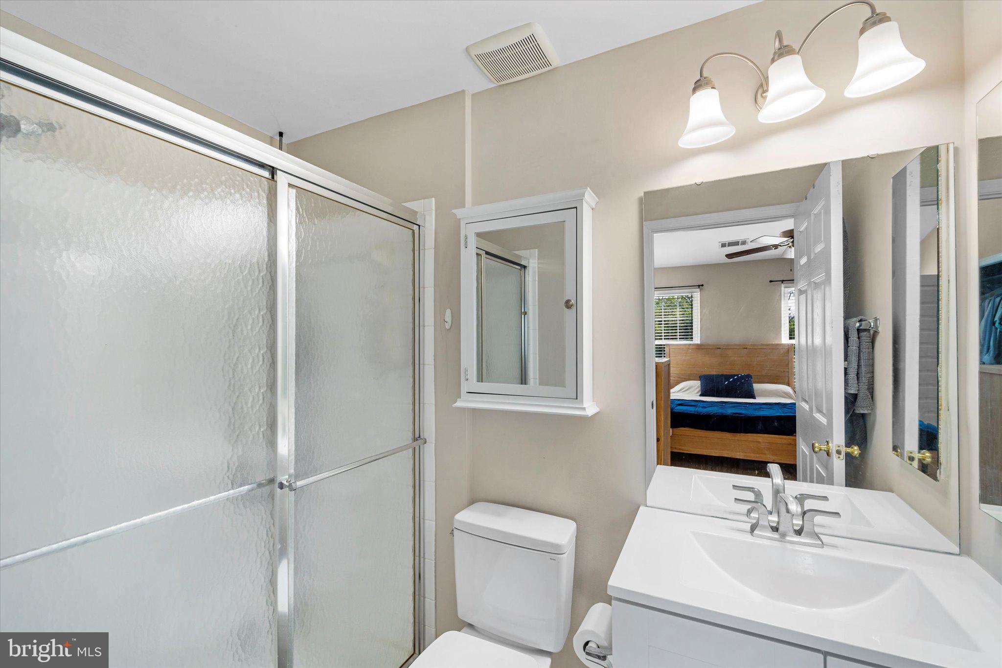 ASHBURN VILLAGE - Residential