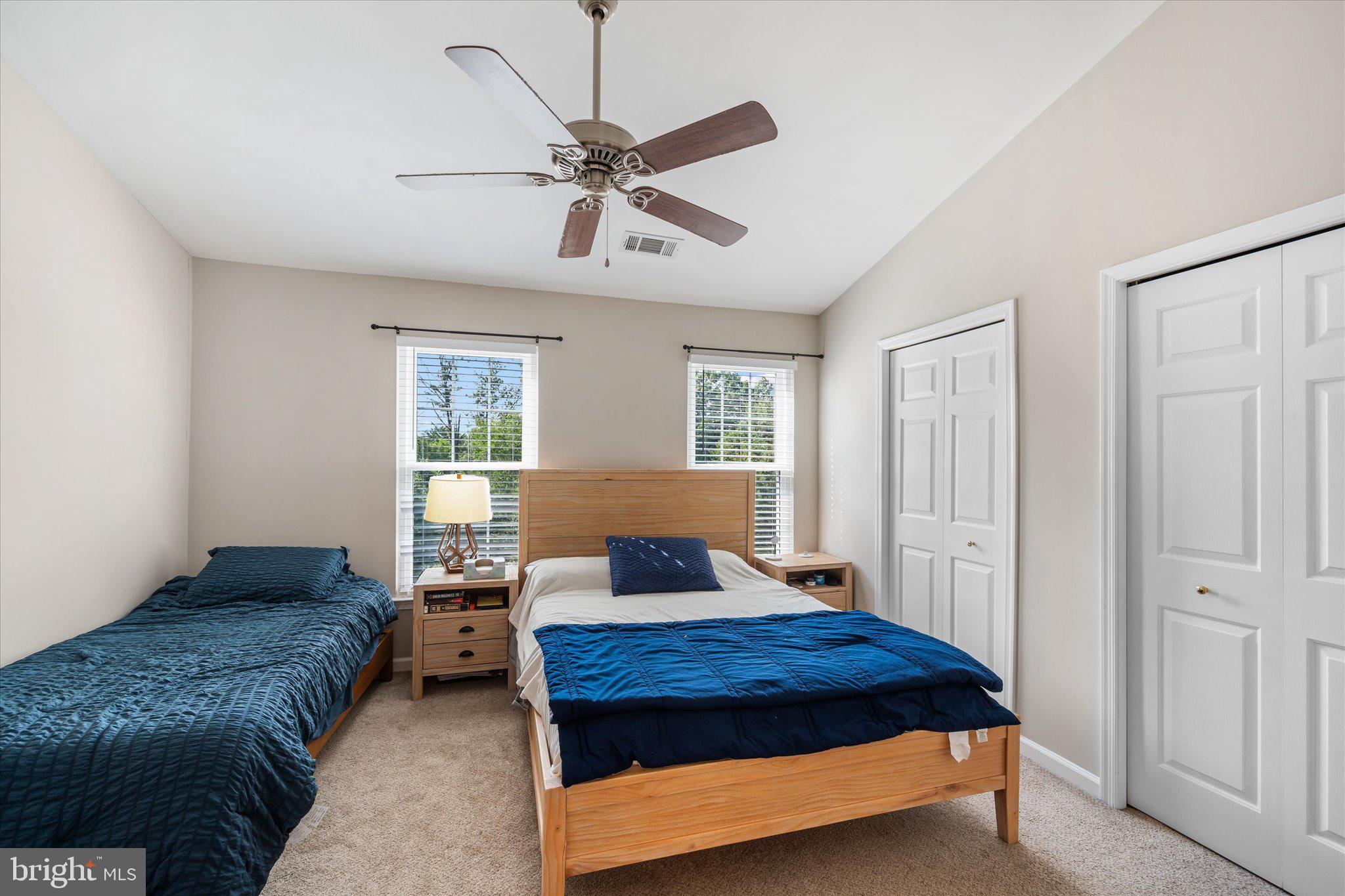 ASHBURN VILLAGE - Residential