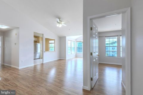 Property photo of 7522 Snowpea Court 24 M, Alexandria, VA 22306