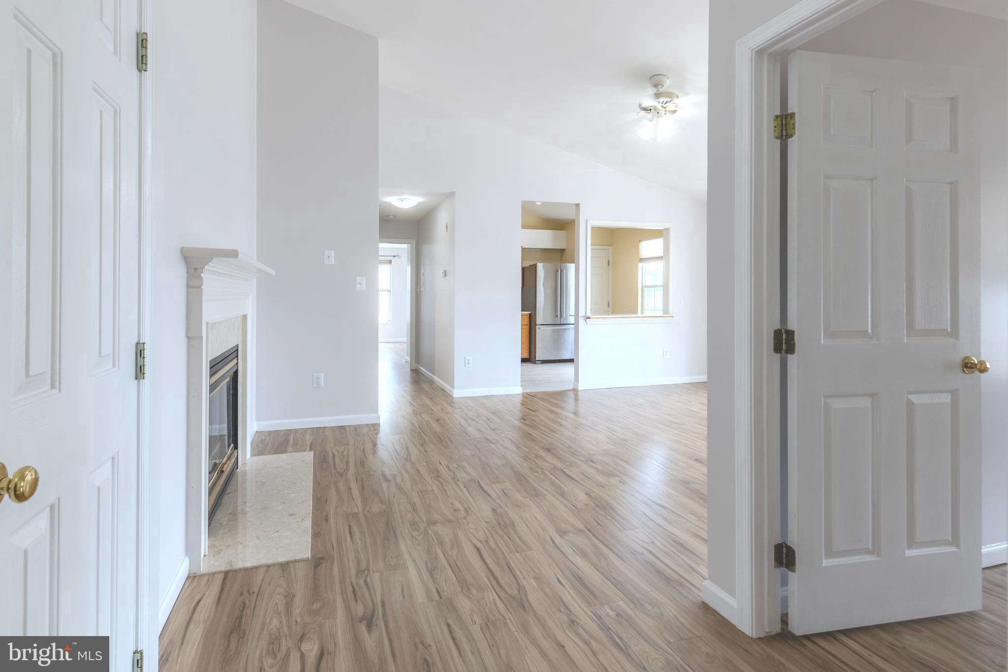 SOUTH MEADOWS - Residential