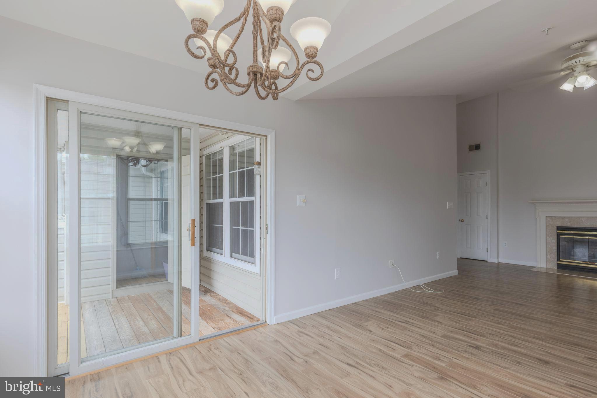 SOUTH MEADOWS - Residential