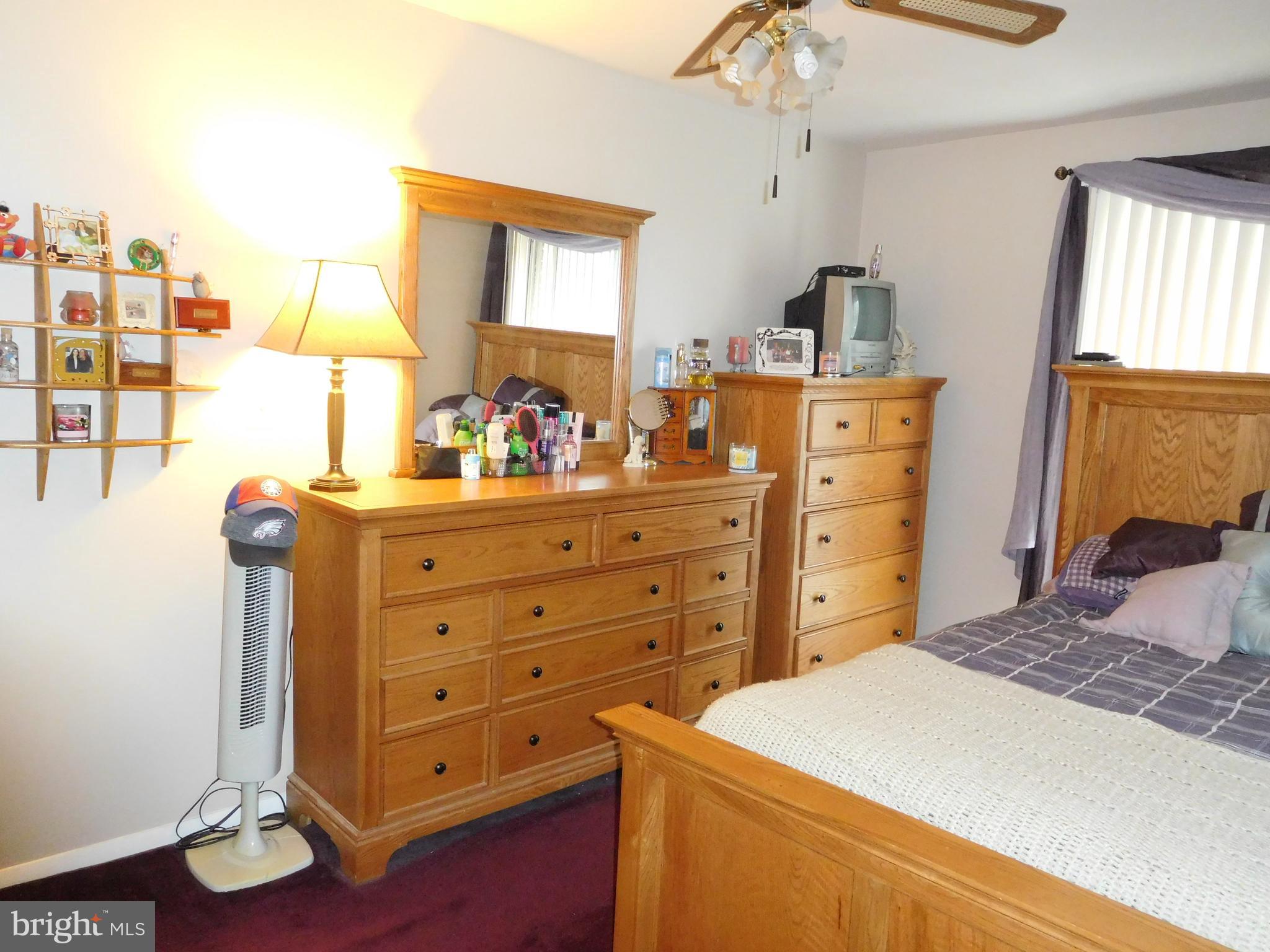 YORKTOWN - Residential