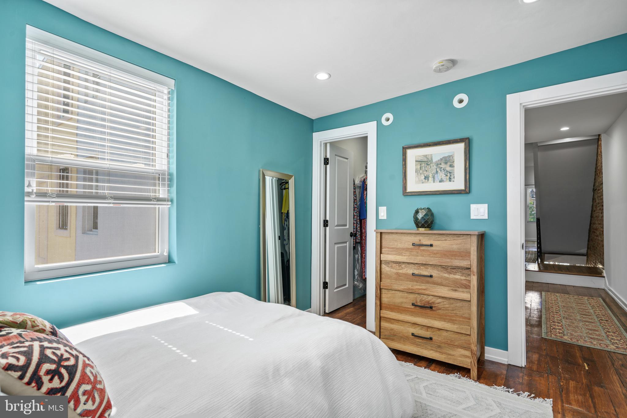 GRADUATE HOSPITAL - Residential