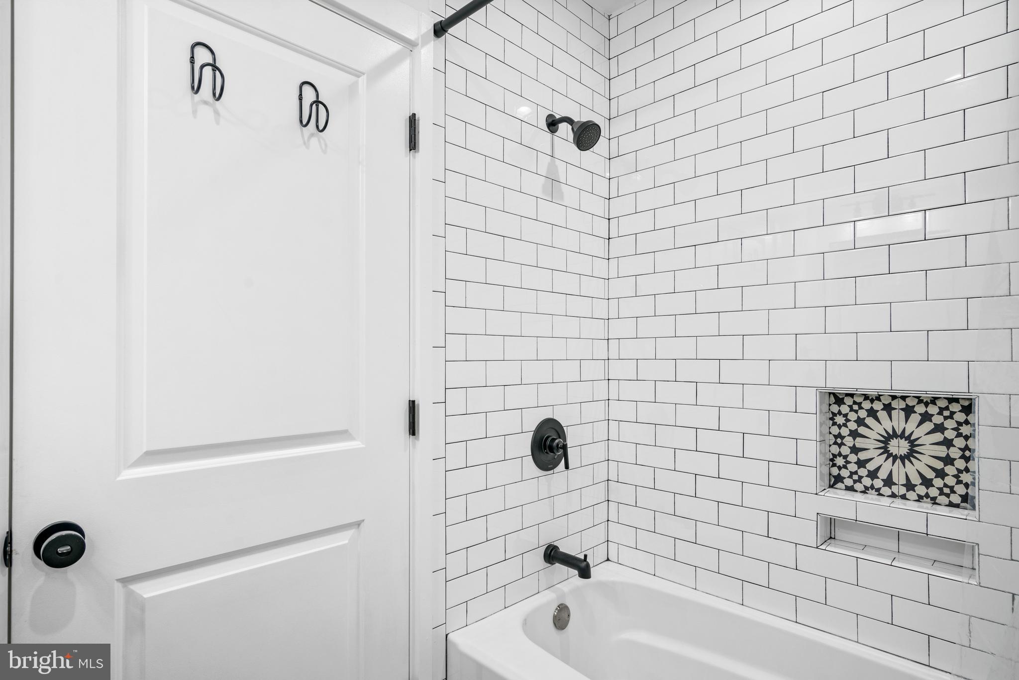 GRADUATE HOSPITAL - Residential