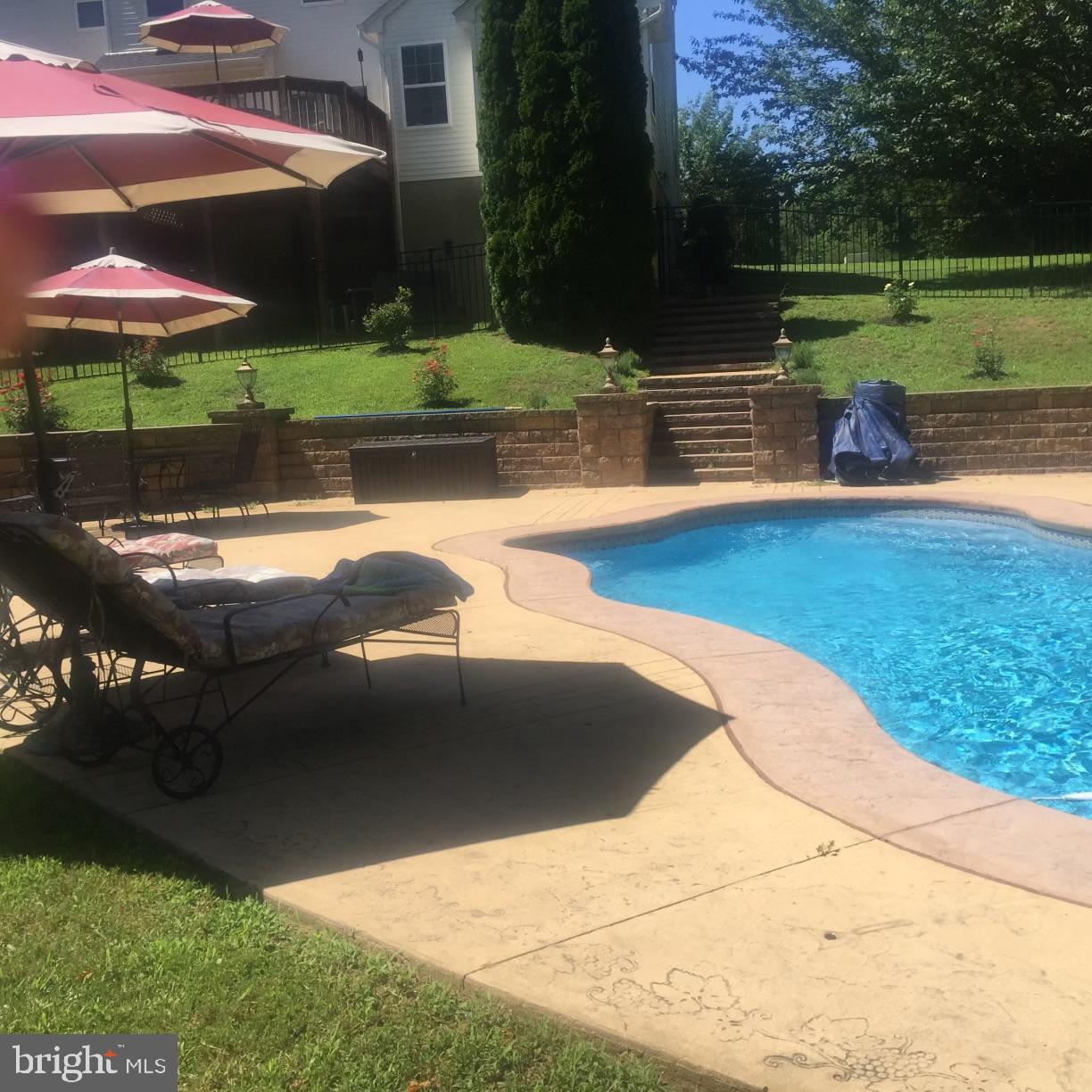 PEACH BLOSSOM FARM - Residential