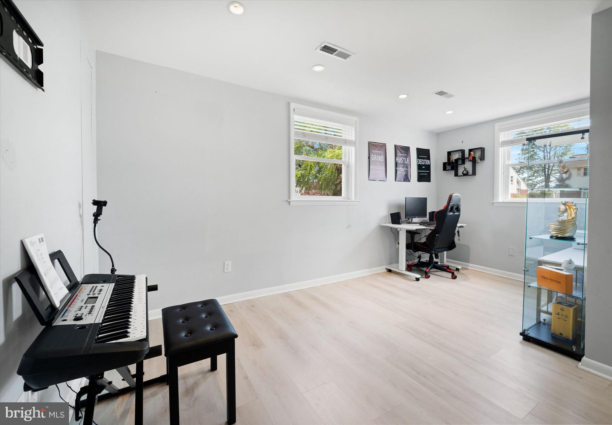 HAVERTOWN - Residential