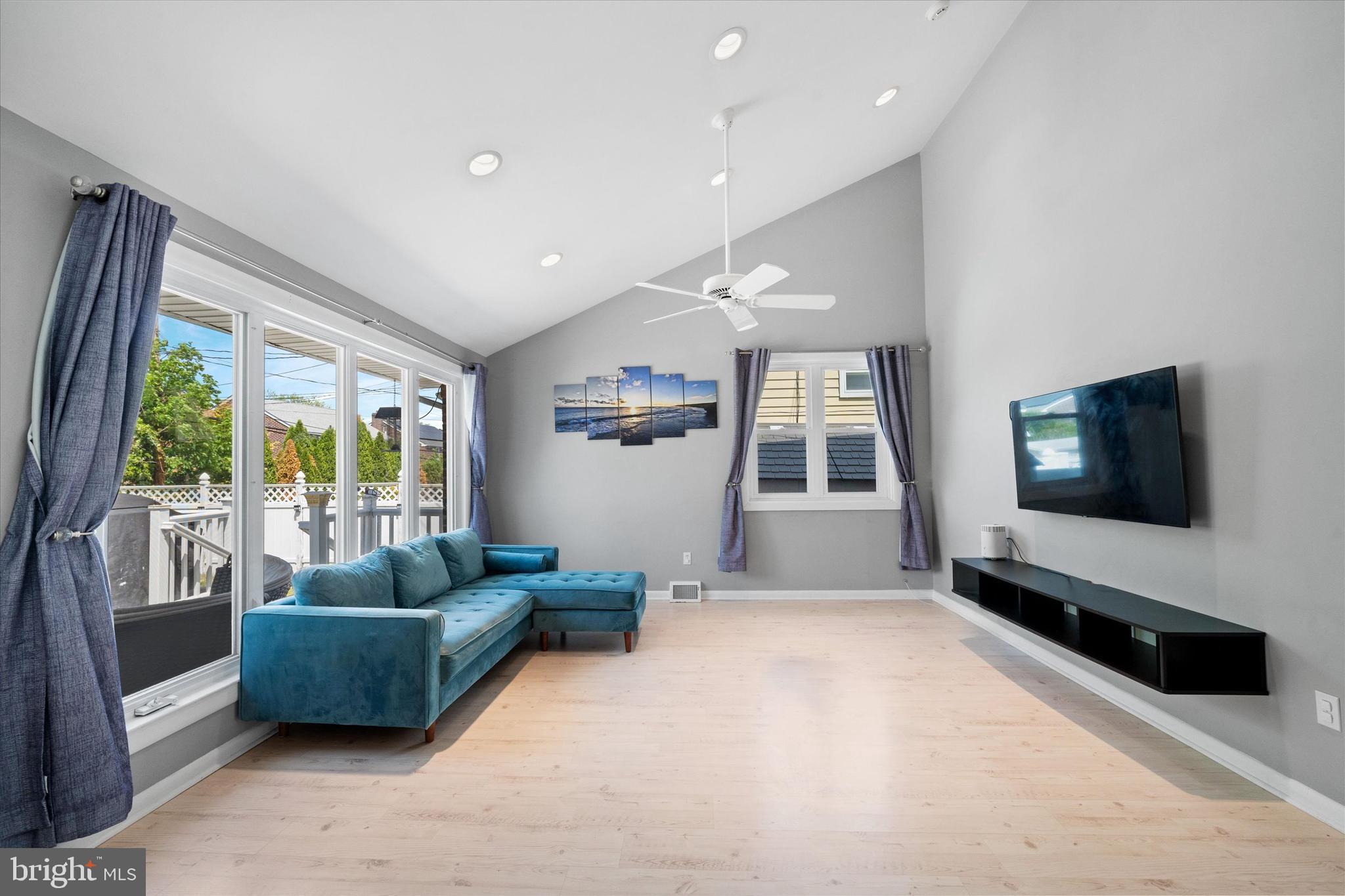 HAVERTOWN - Residential