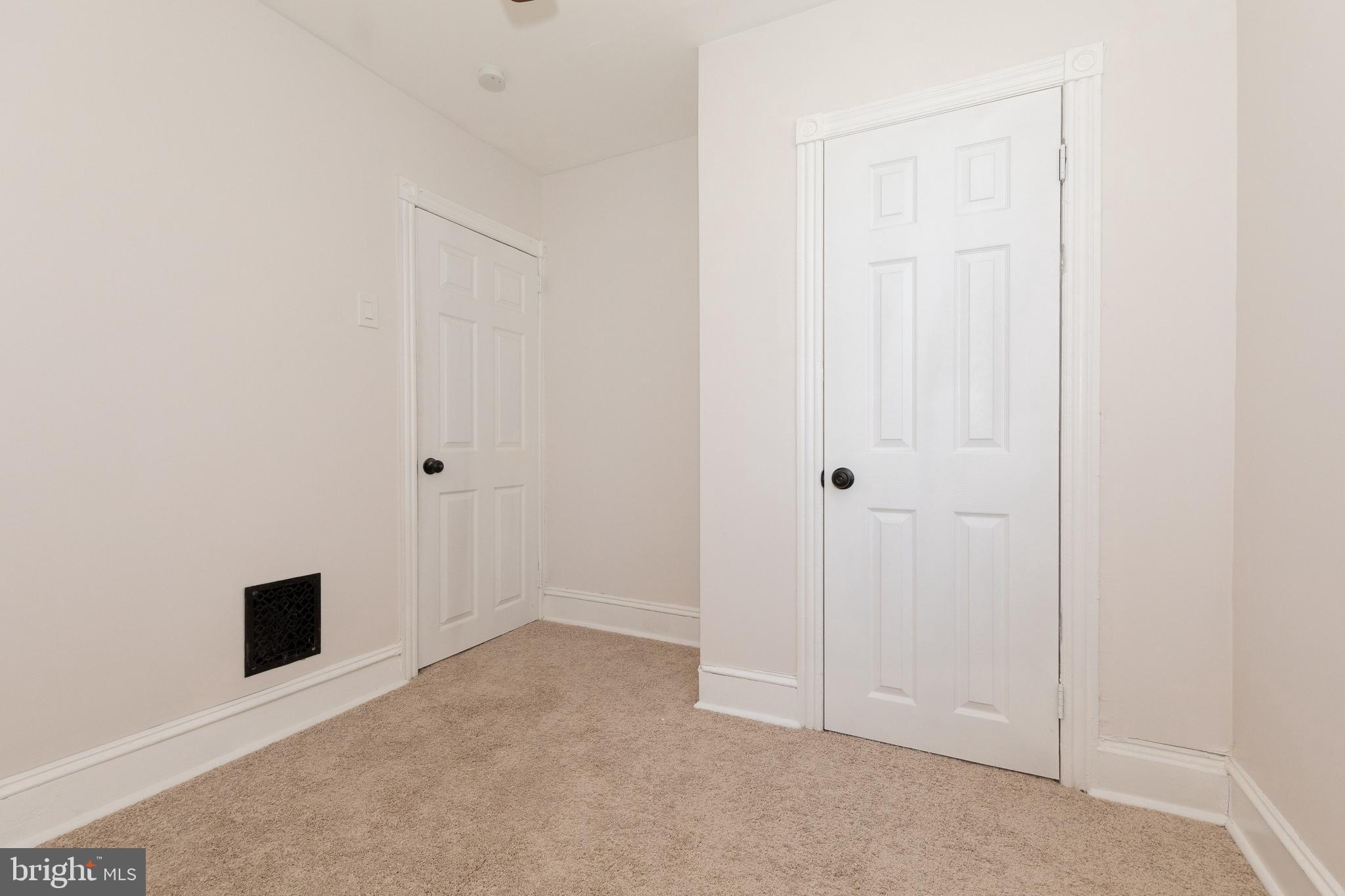 WEST OAK LANE - Residential