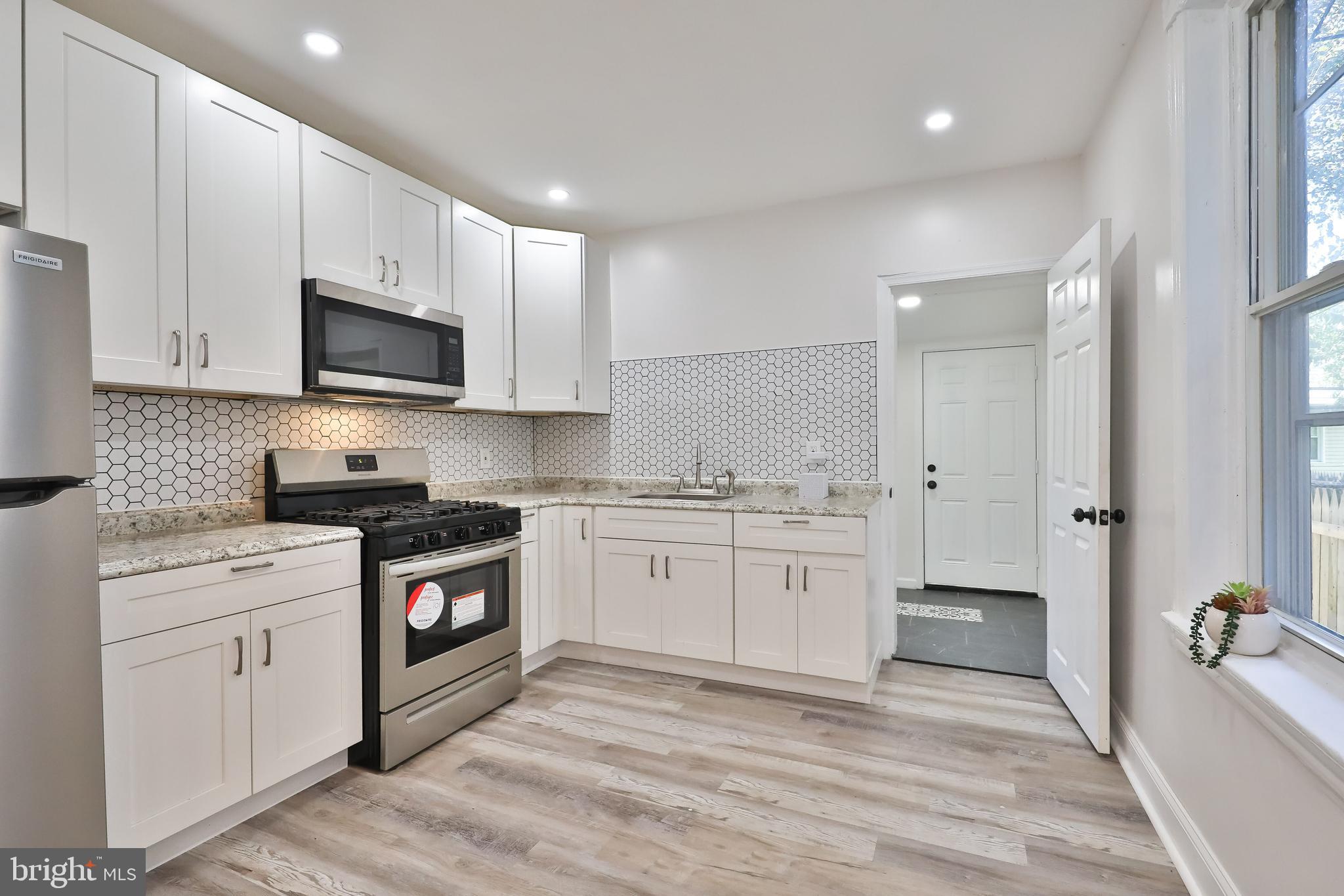 WEST OAK LANE - Residential
