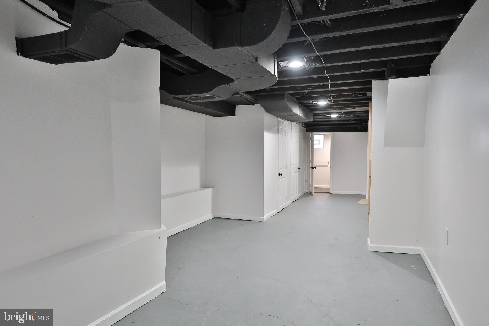 WEST OAK LANE - Residential