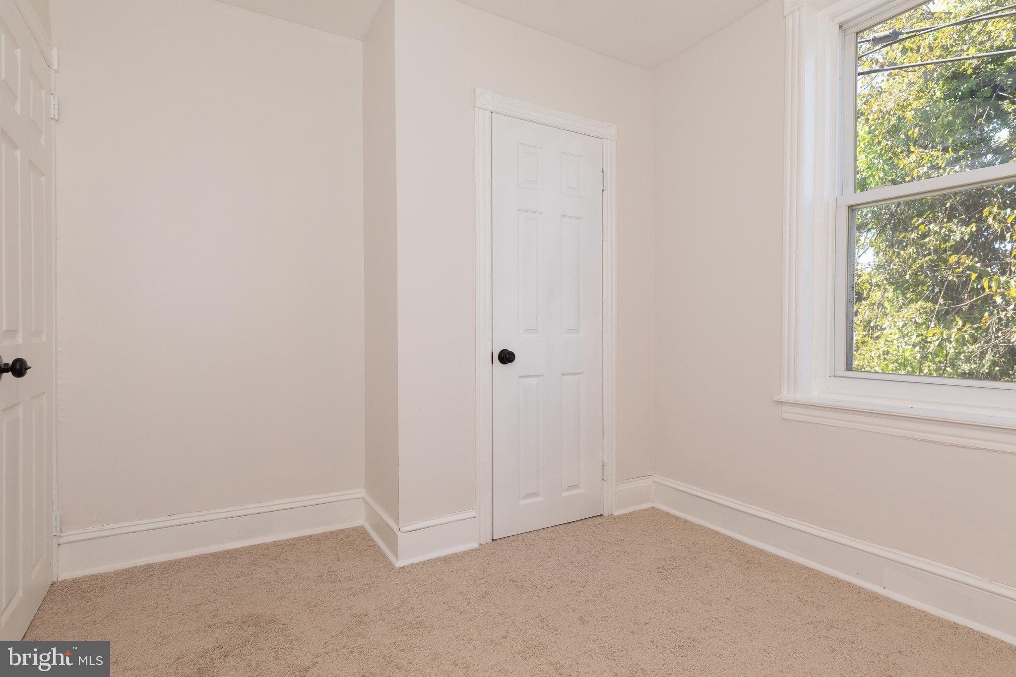 WEST OAK LANE - Residential