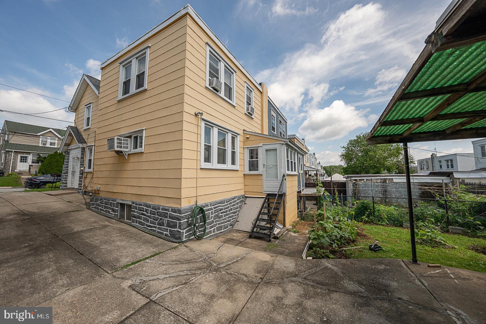 HIGHLAND PARK - Residential