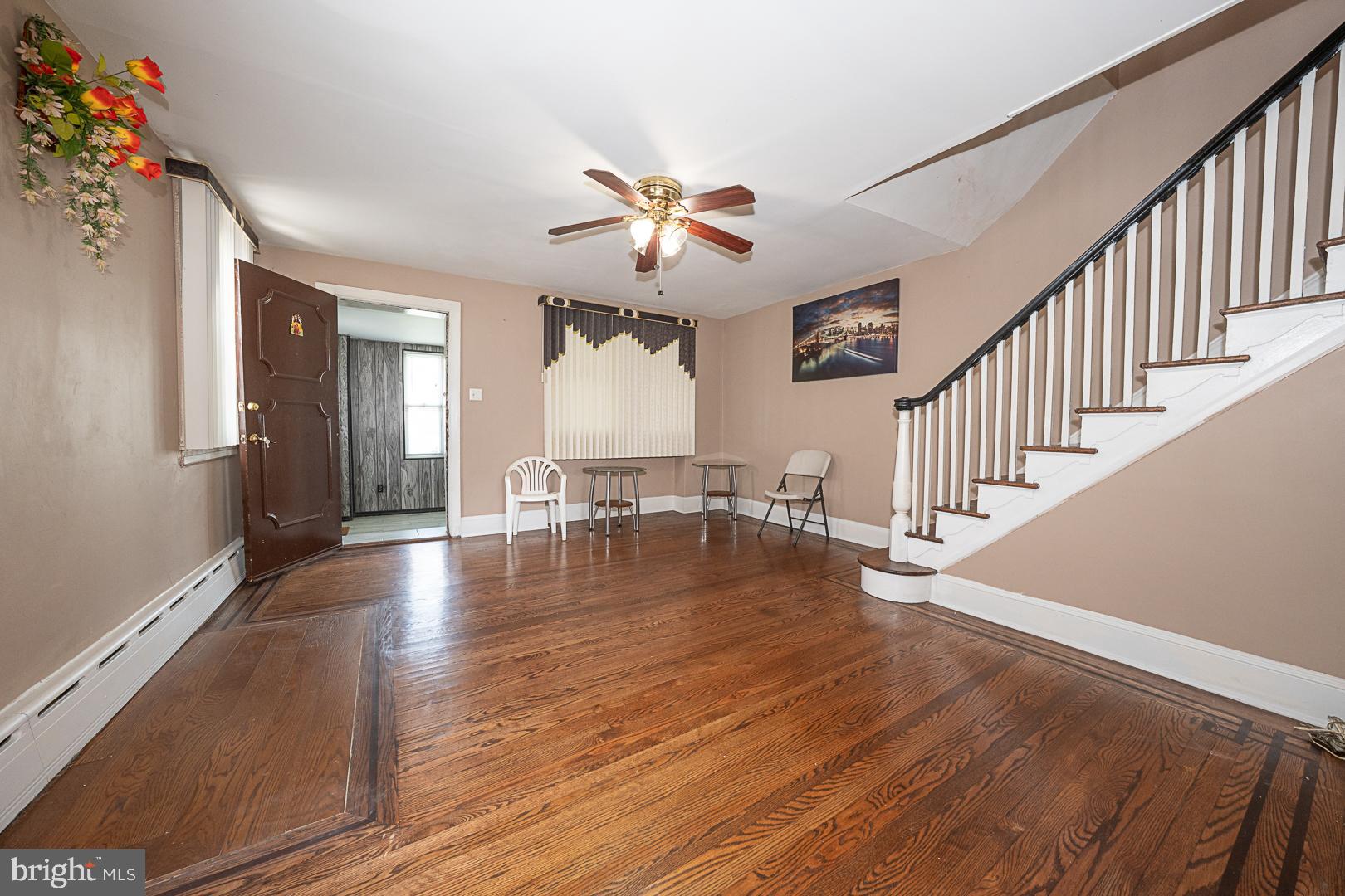 105 N FAIRVIEW AVENUE