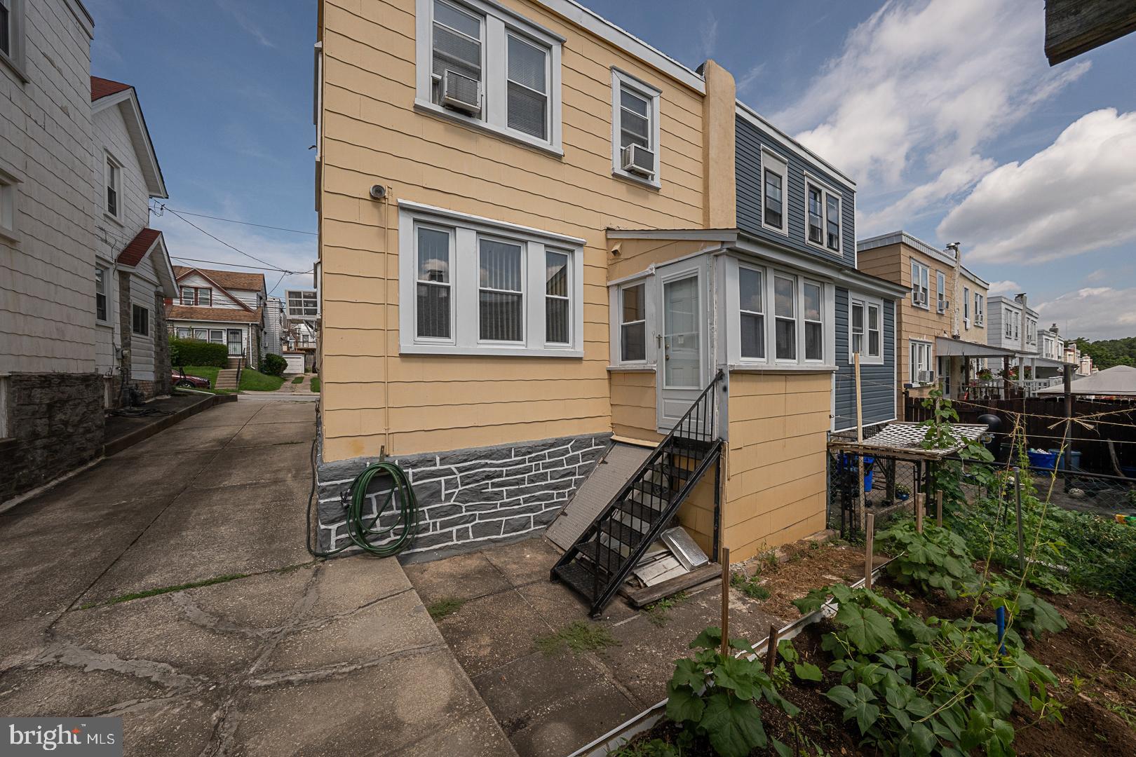 HIGHLAND PARK - Residential