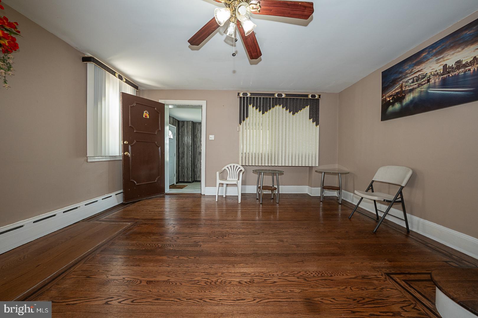 105 N FAIRVIEW AVENUE