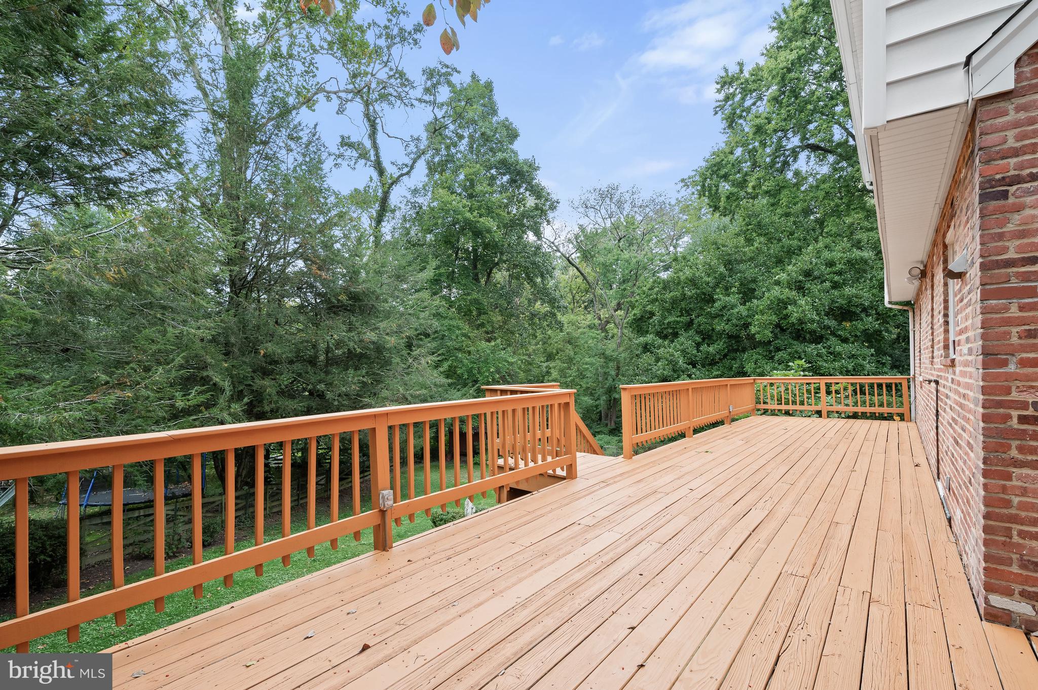 BETHESDA OUTSIDE - Residential