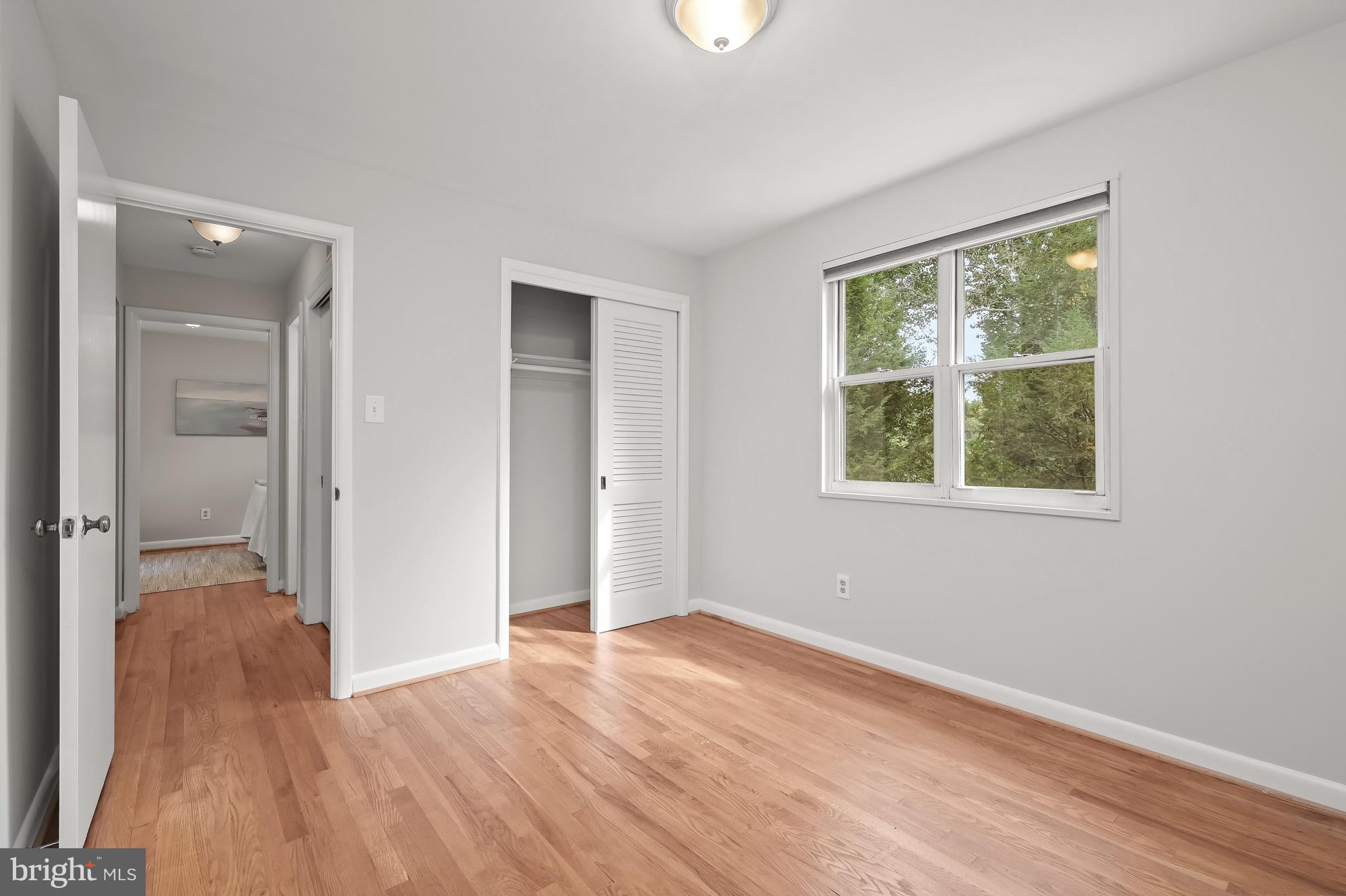 BETHESDA OUTSIDE - Residential