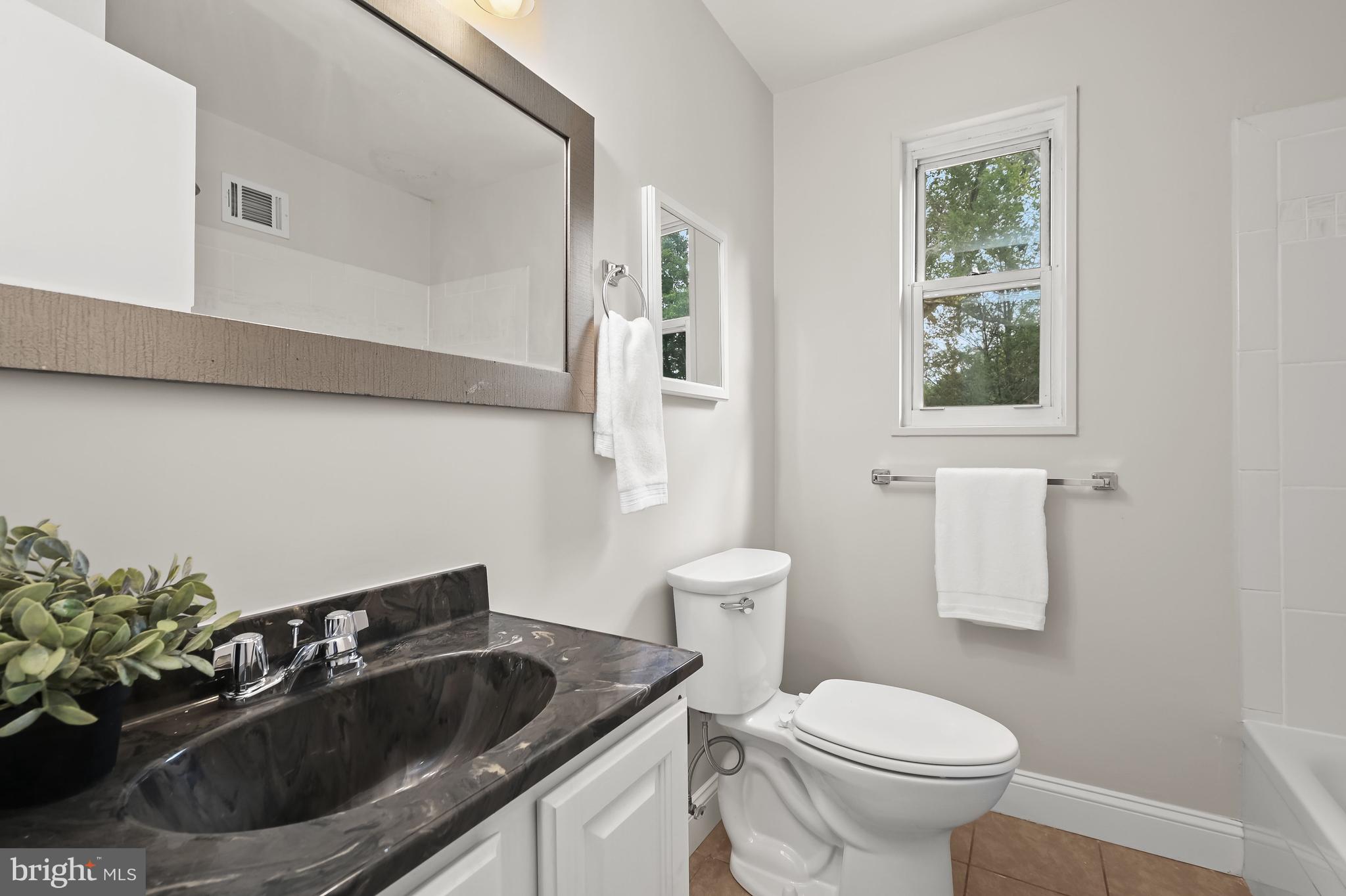 BETHESDA OUTSIDE - Residential