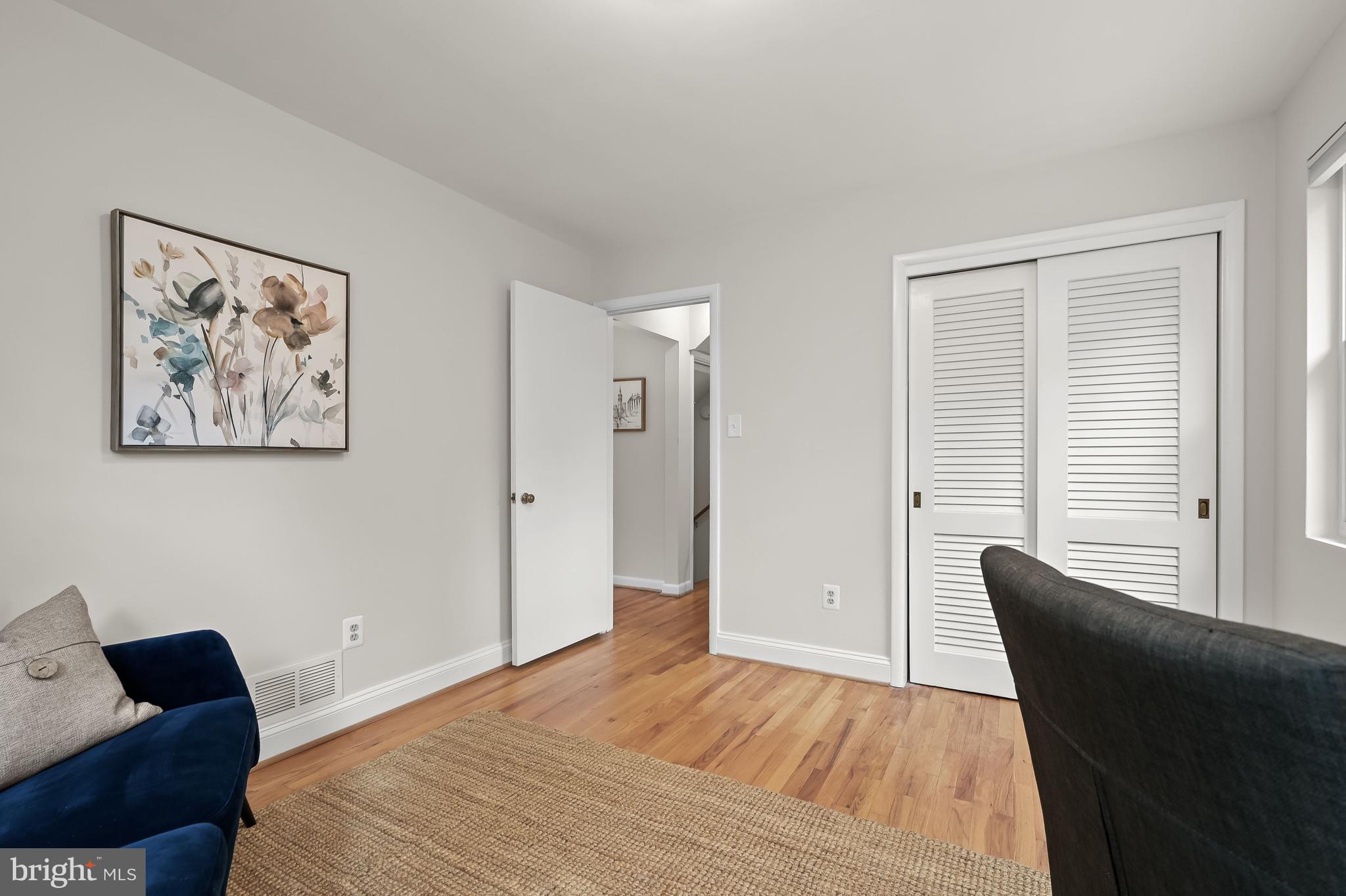 BETHESDA OUTSIDE - Residential