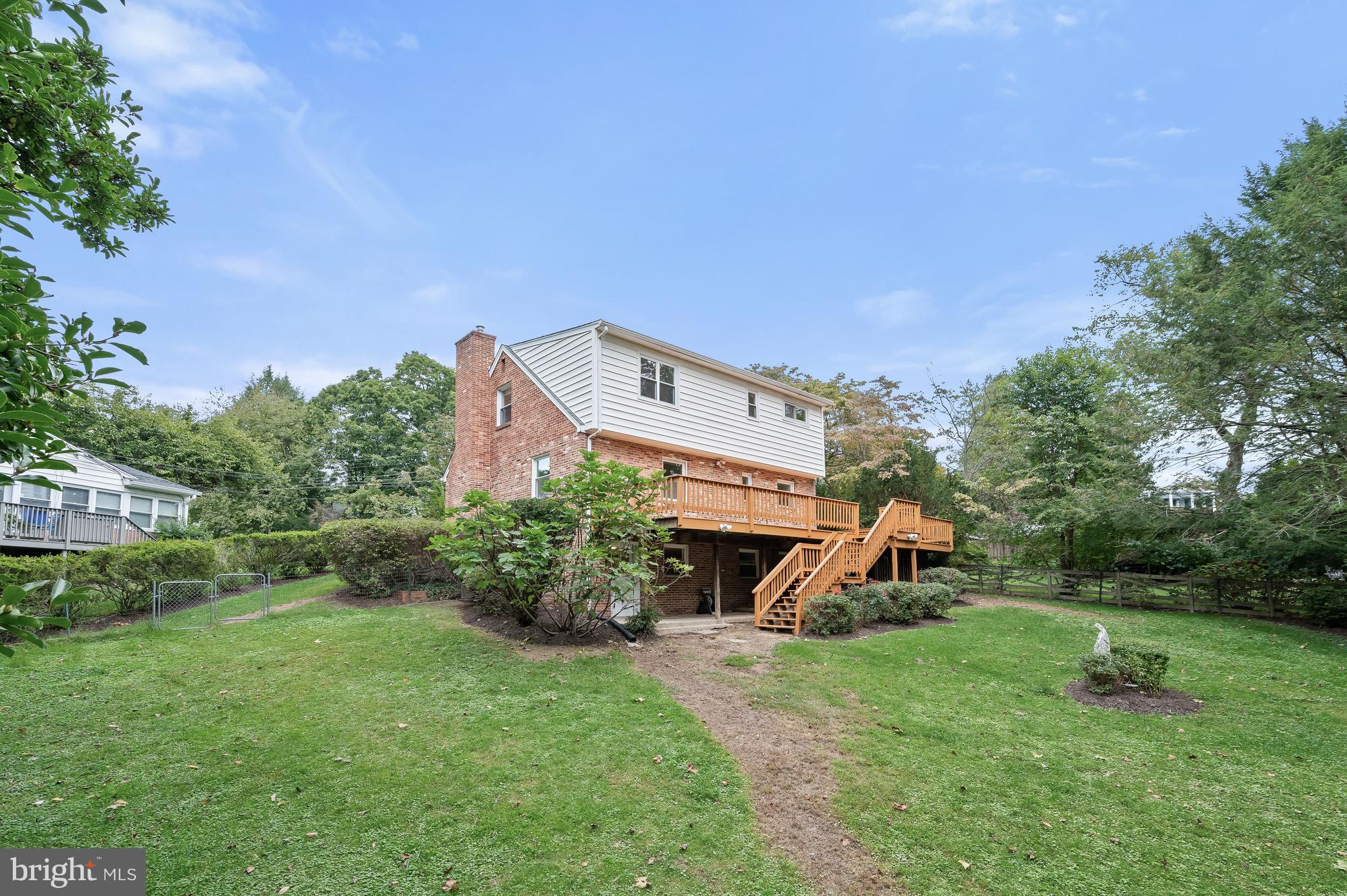 BETHESDA OUTSIDE - Residential