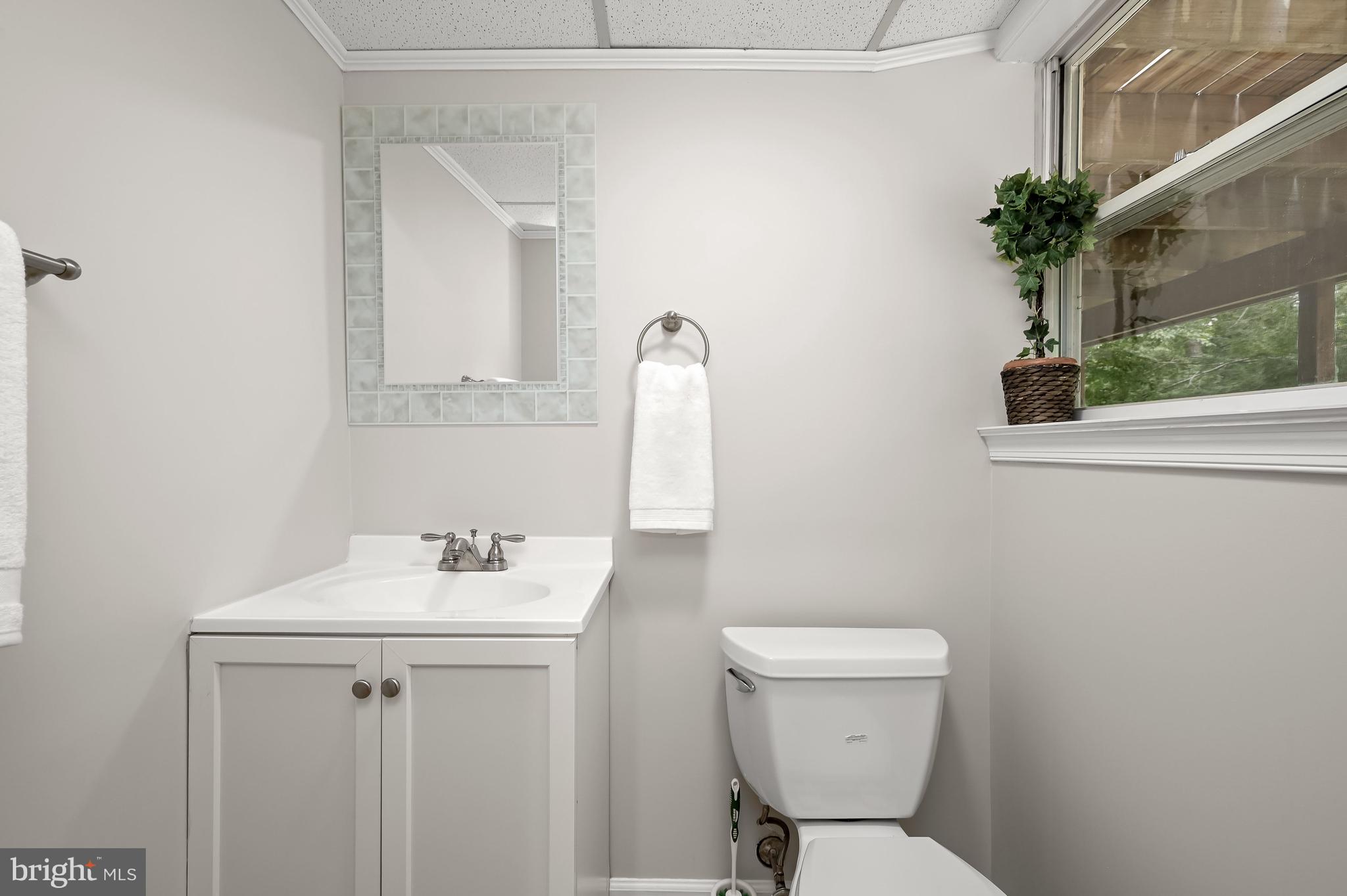 BETHESDA OUTSIDE - Residential