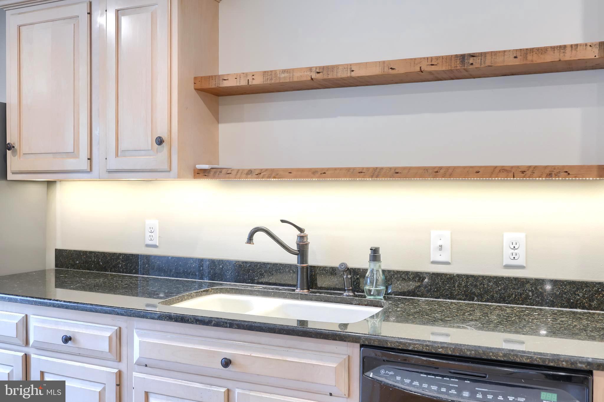 ROSE HILL - Residential