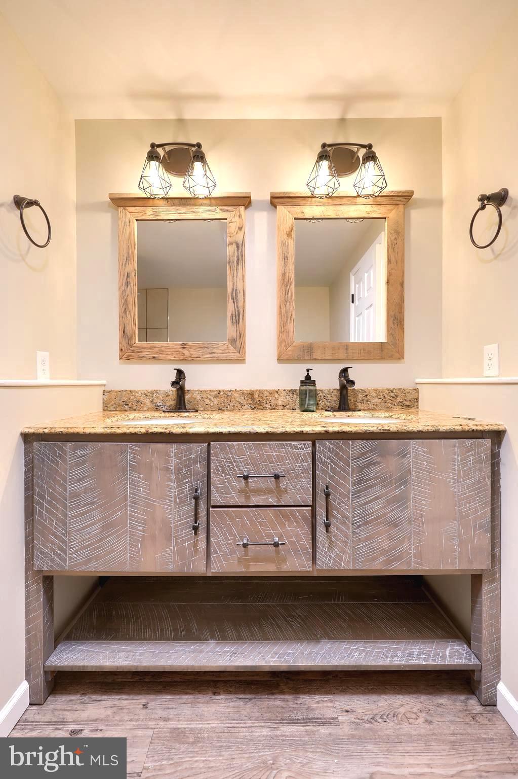 ROSE HILL - Residential