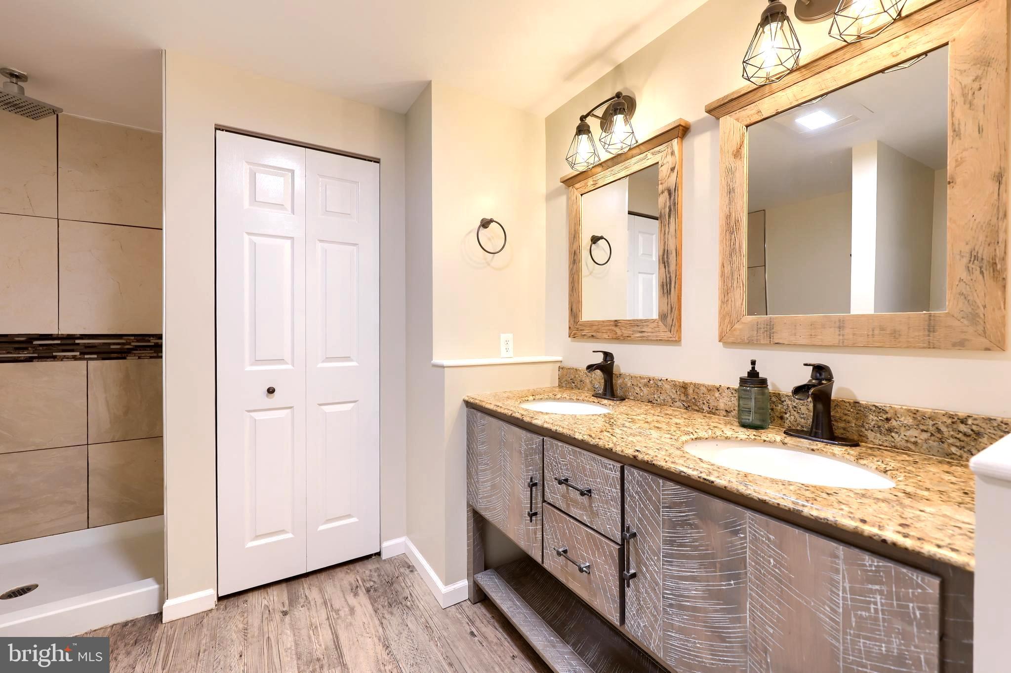 ROSE HILL - Residential