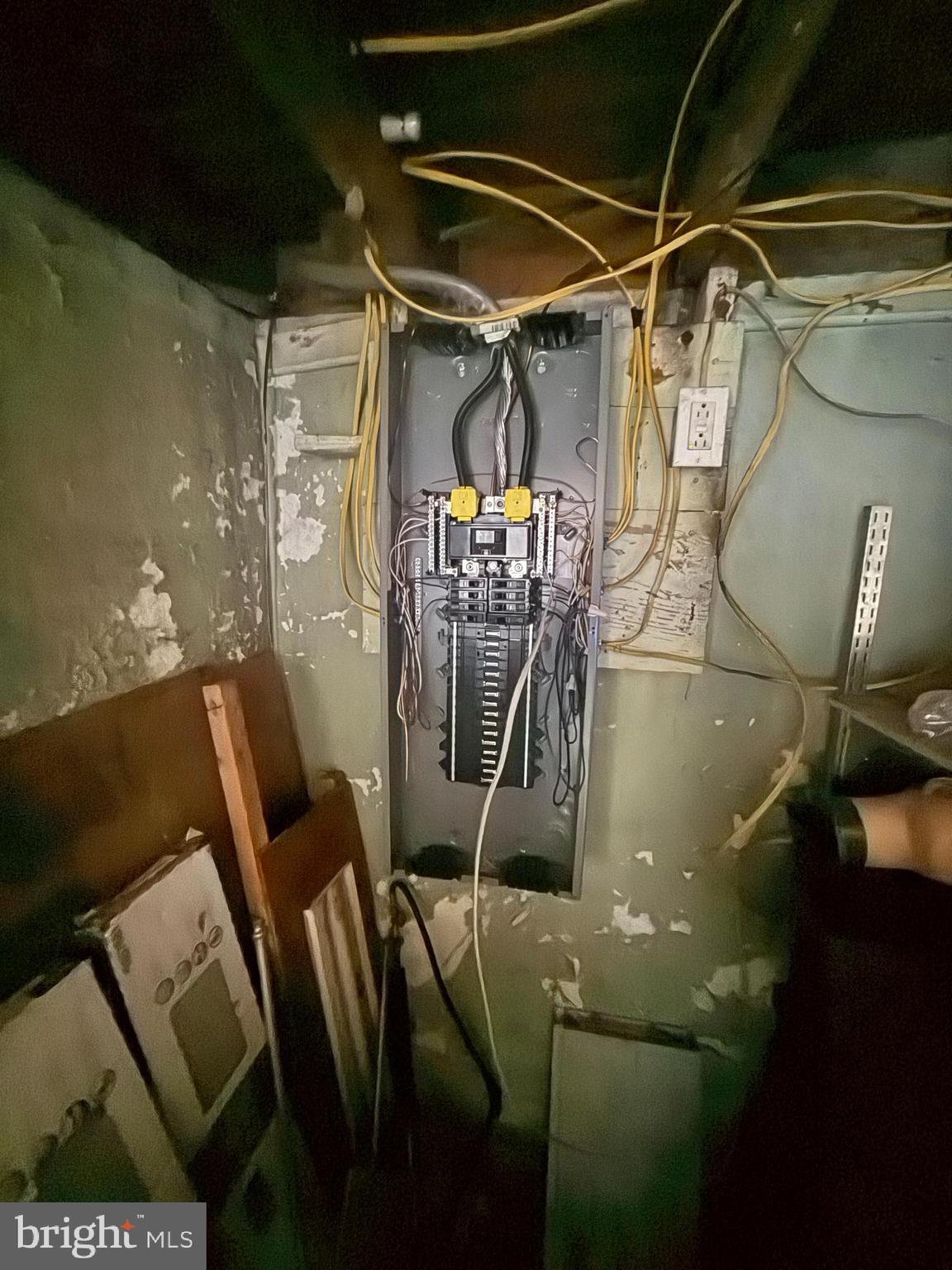 LANSFORD BOROUGH - Residential