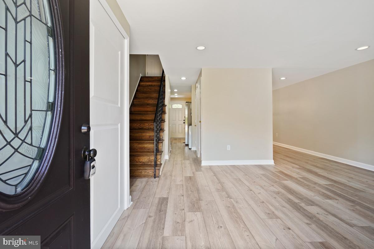 PALMER PARK - Residential Lease