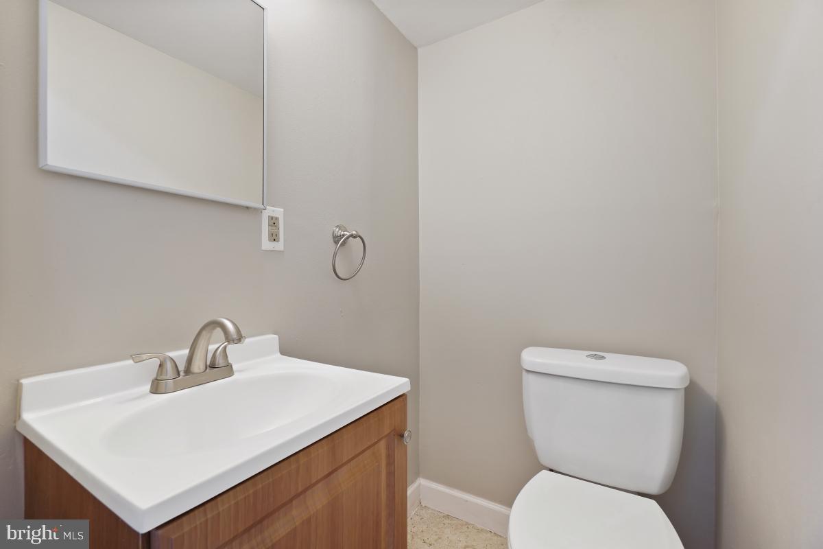 PALMER PARK - Residential Lease