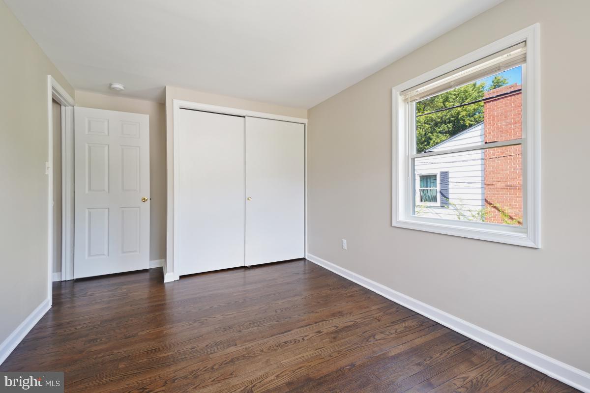 PALMER PARK - Residential Lease