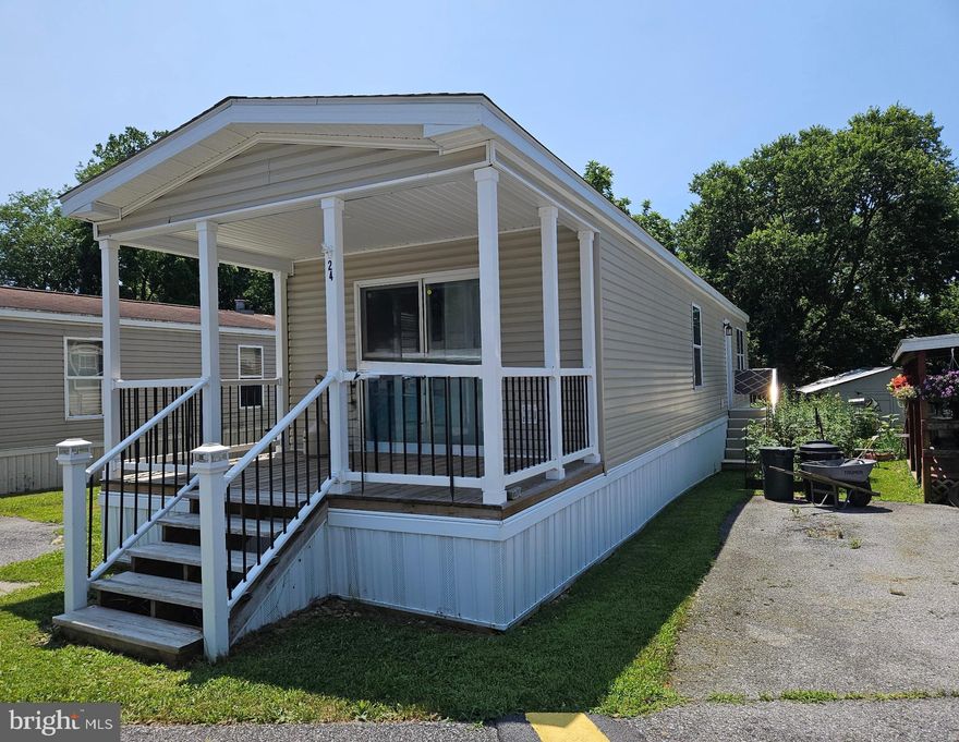 Affordable Move-In Ready Home! 📍 24 Oliver Park Drive, Annville, PA 💰 Now Just $85,000 Step into this 2-year-old manufactured home in excellent condition, located in a quiet, friendly community. Whether you're downsizing, buying your first home, or just looking for a low-maintenance lifestyle—this is a perfect fit! ✨ Home Highlights: 🏡 Modern Finishes • Worry-Free Living • Super Clean & Move-In Ready 💧 Water, Sewer & Trash Included in lot rent 🐶🐱 Pet-Friendly Community – Just $10/month per pet 💡 Community Details: 📝 Park Approval Required 💵 Application Fee: $50 🔐 Security Deposit: $355 This is a rare opportunity to own a nearly-new home with incredible savings on lot rent and utilities. Don’t wait—schedule your private tour today! Homes like this don’t last. 📍 Schedule your private tour today—homes in this condition don’t last long! Home is currently Winterized & would require de-winterization.