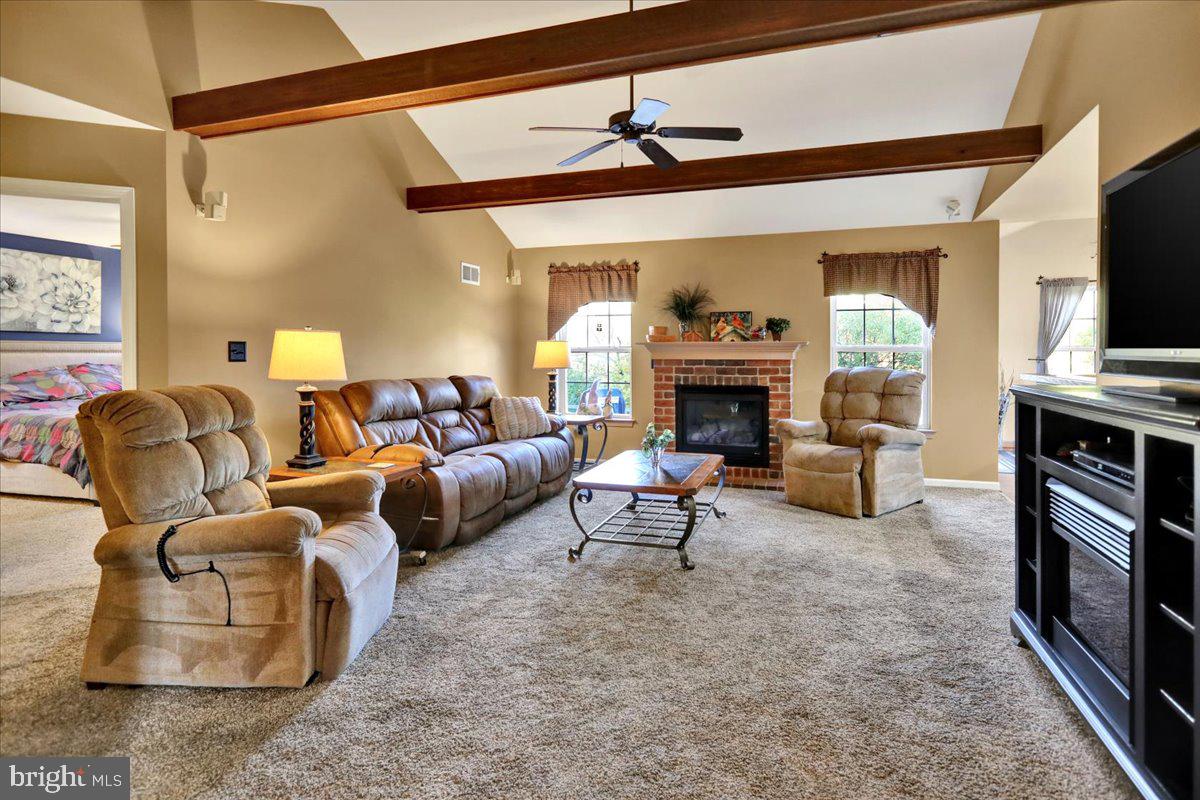 MEADOWS AT ADAMSTOWN - Residential