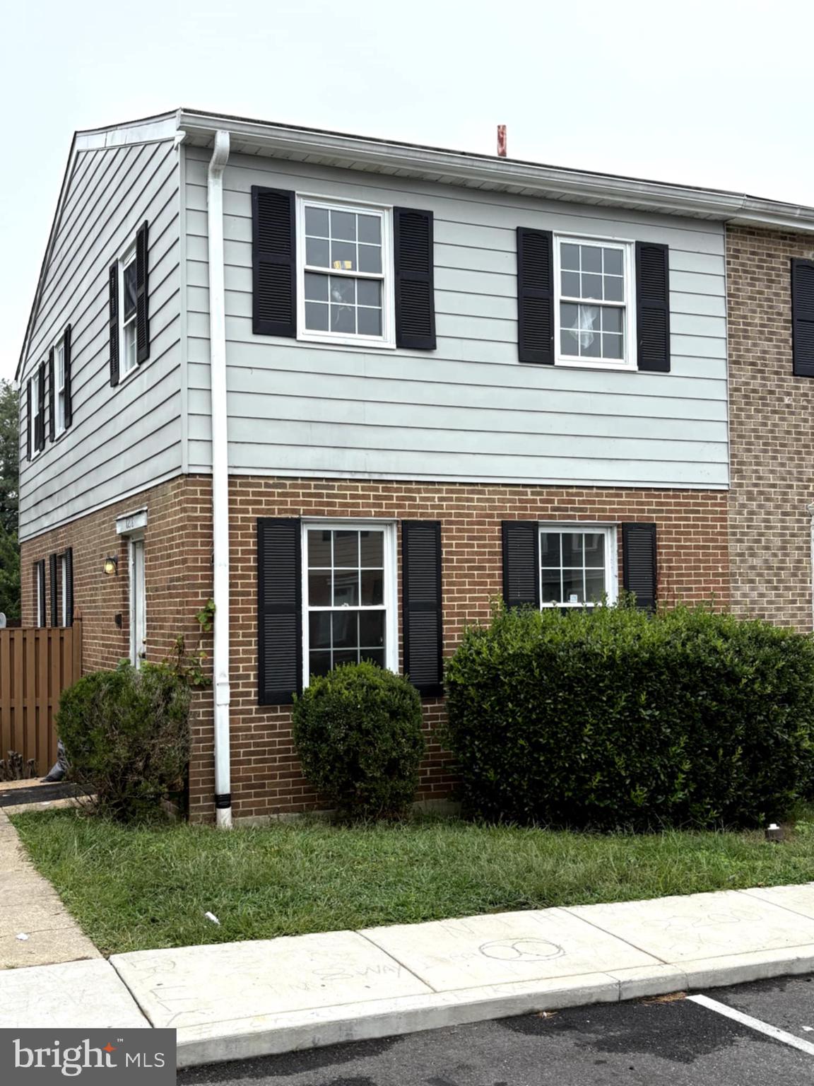 Charming End-Unit Townhouse with Modern Updates and Prime Location! Welcome to this beautifully updated 3-bedroom, 2 full-bath end-unit townhouse that perfectly blends comfort, style, and convenience. Step inside to discover a stunning new kitchen featuring modern cabinetry, sleek countertops, and stainless steel appliances—ideal for both everyday living and entertaining. The bathrooms have also been tastefully updated with contemporary finishes. Enjoy low-maintenance luxury vinyl plank flooring throughout the main living areas and brand-new carpeting in the bedrooms for a fresh, cozy feel. The spacious layout is filled with natural light, thanks to the additional windows exclusive to end units. Outside, a fully fenced backyard offers a private space for relaxation, pets, or gardening. Located just minutes from major commuter routes, Arundel Mills Mall, and a wide array of shopping, dining, and entertainment options, this home delivers unbeatable access to everything you need. Don’t miss the opportunity to own this move-in-ready gem in a desirable location—schedule your showing today!
