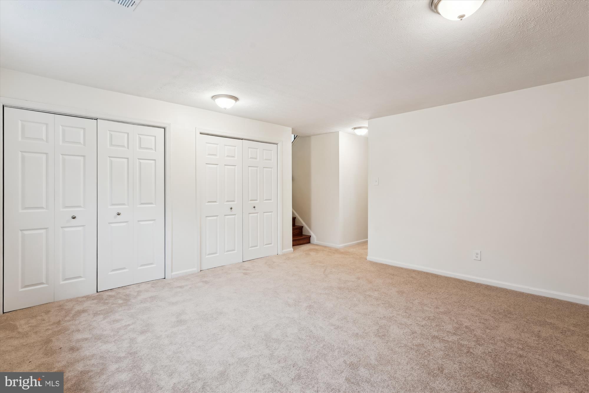 HILLANDALE - Residential