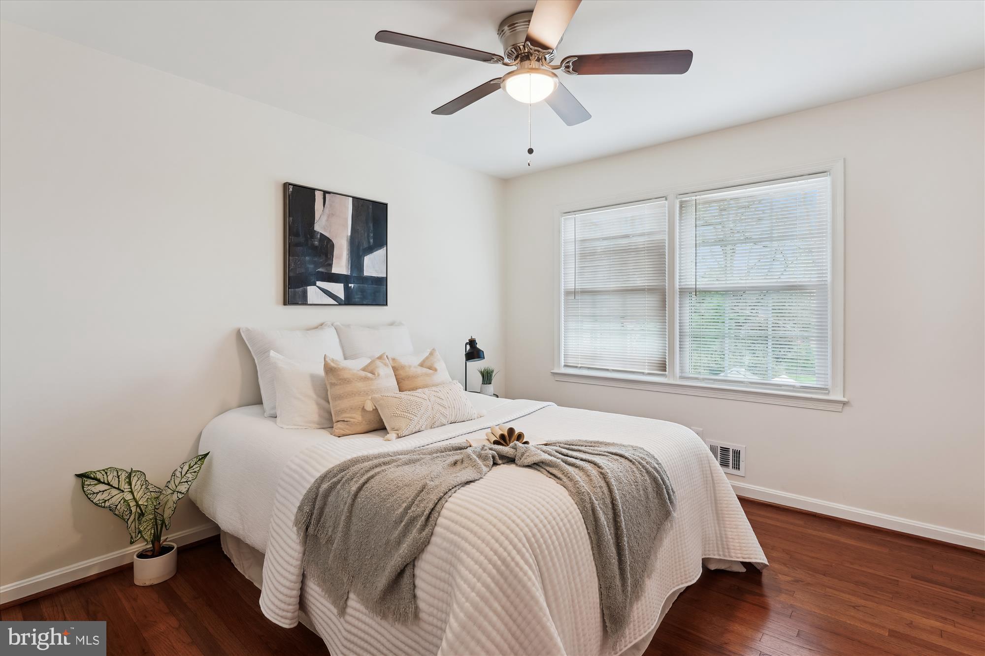 HILLANDALE - Residential