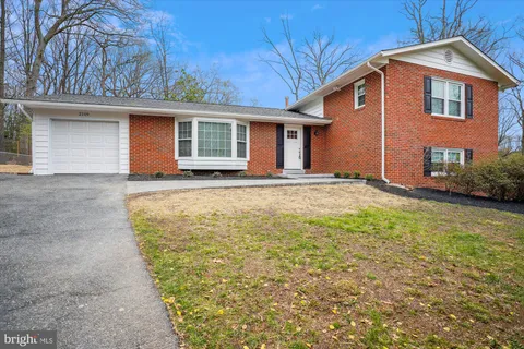 2109 Gatewood Place, Silver Spring, MD MLS: MDMC2173750
