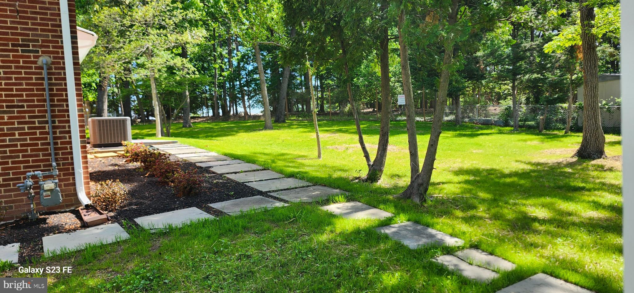 HILLANDALE - Residential