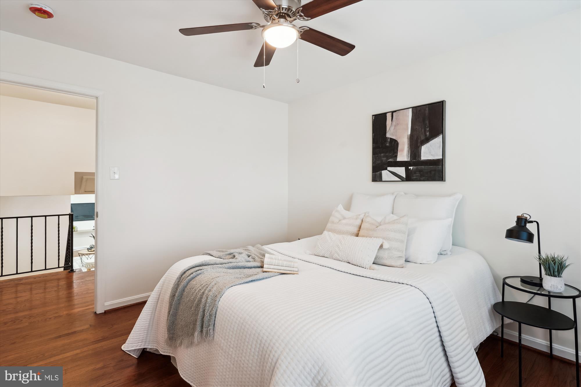 HILLANDALE - Residential