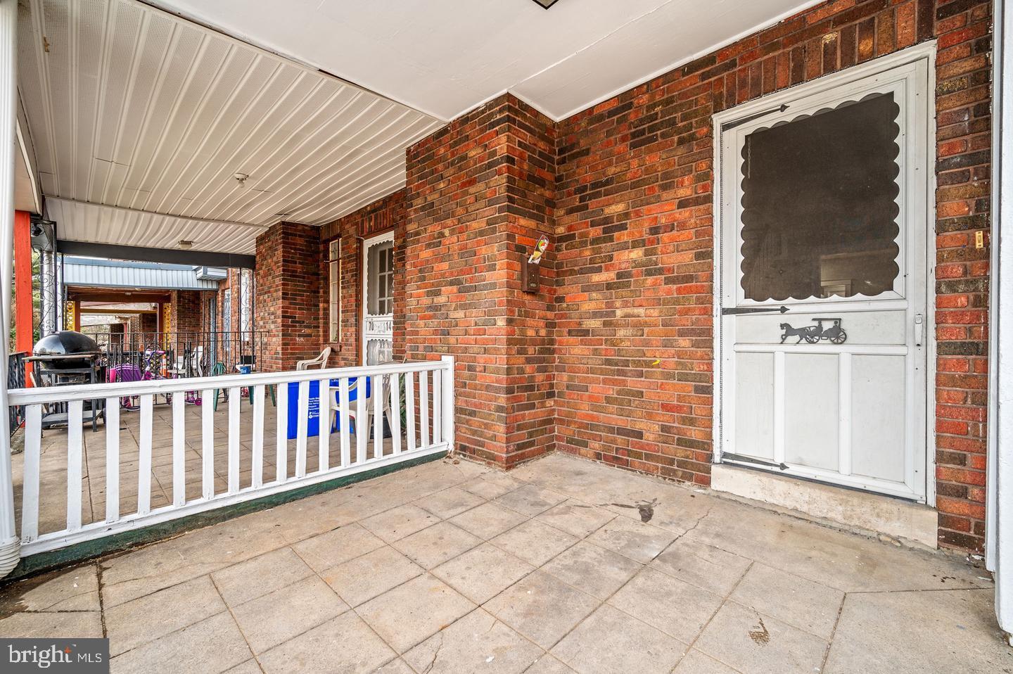 GERMANTOWN (EAST) - Residential