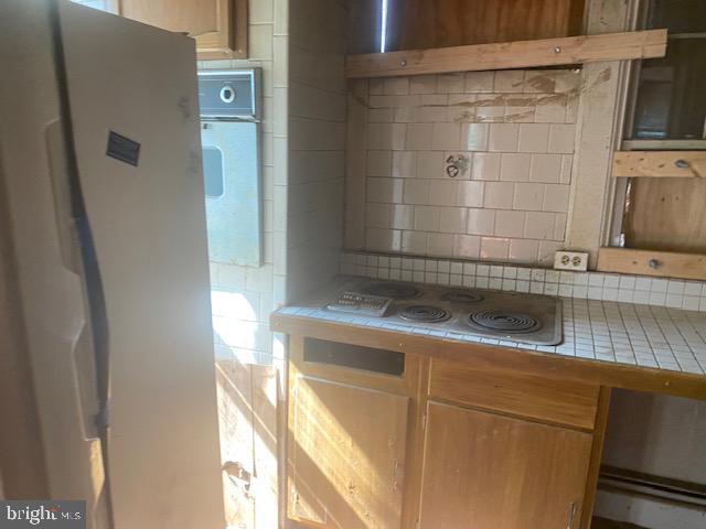 FORT WASHINGTON - Residential