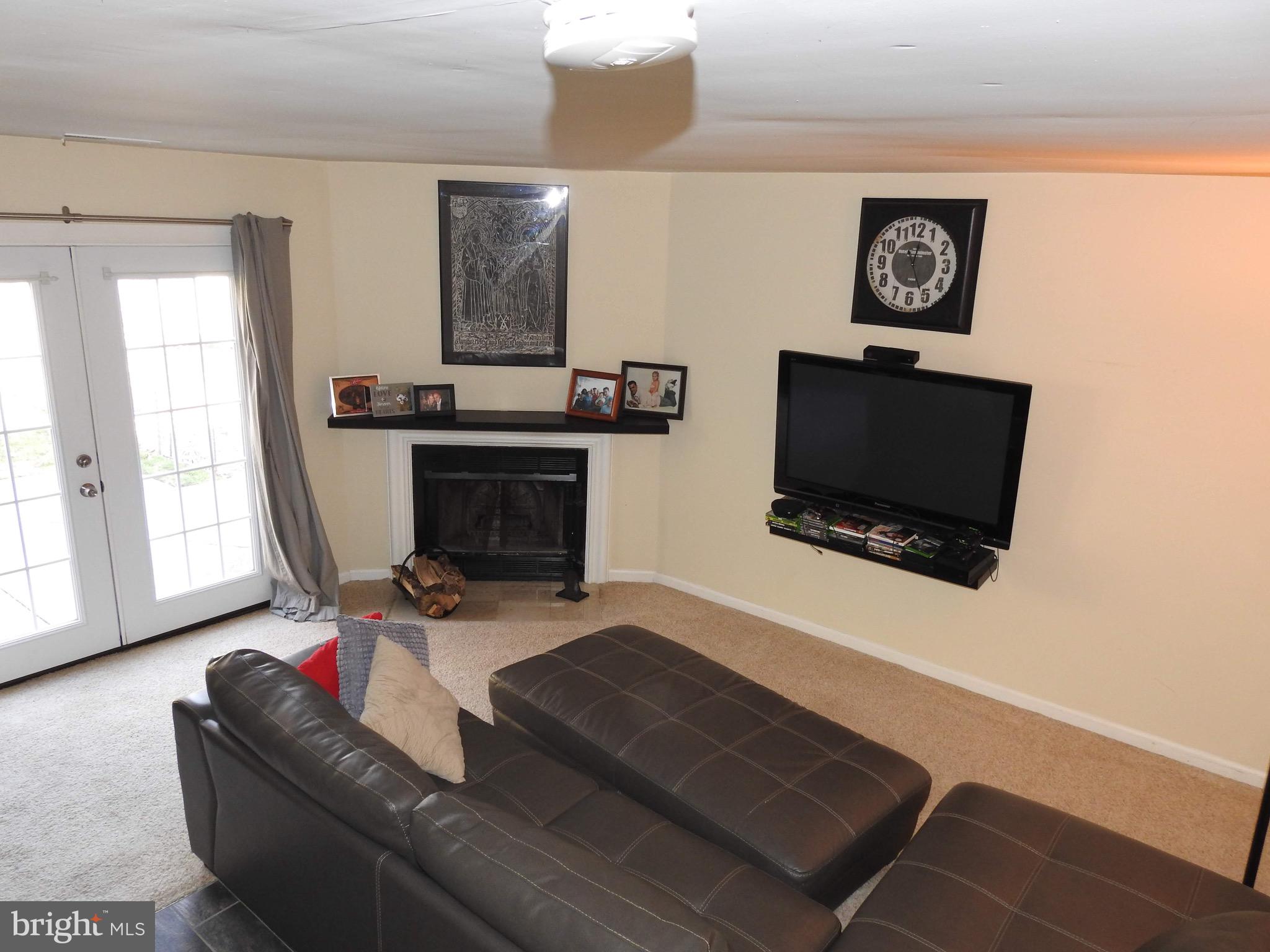 CRESTMONT FARMS - Residential