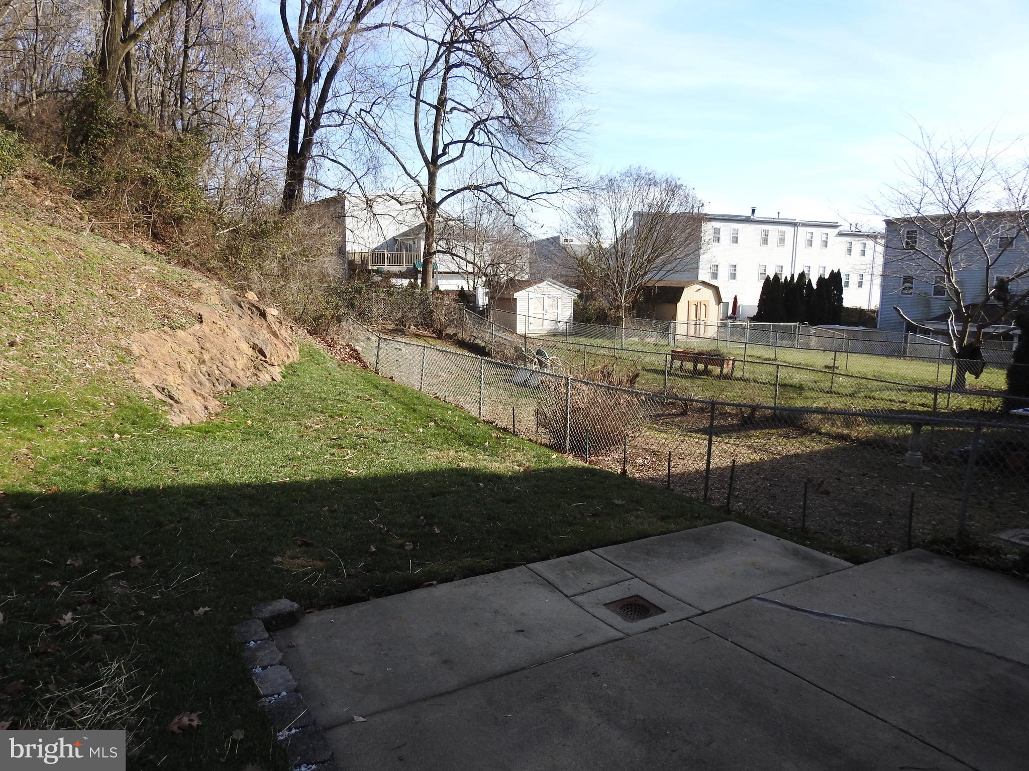 CRESTMONT FARMS - Residential