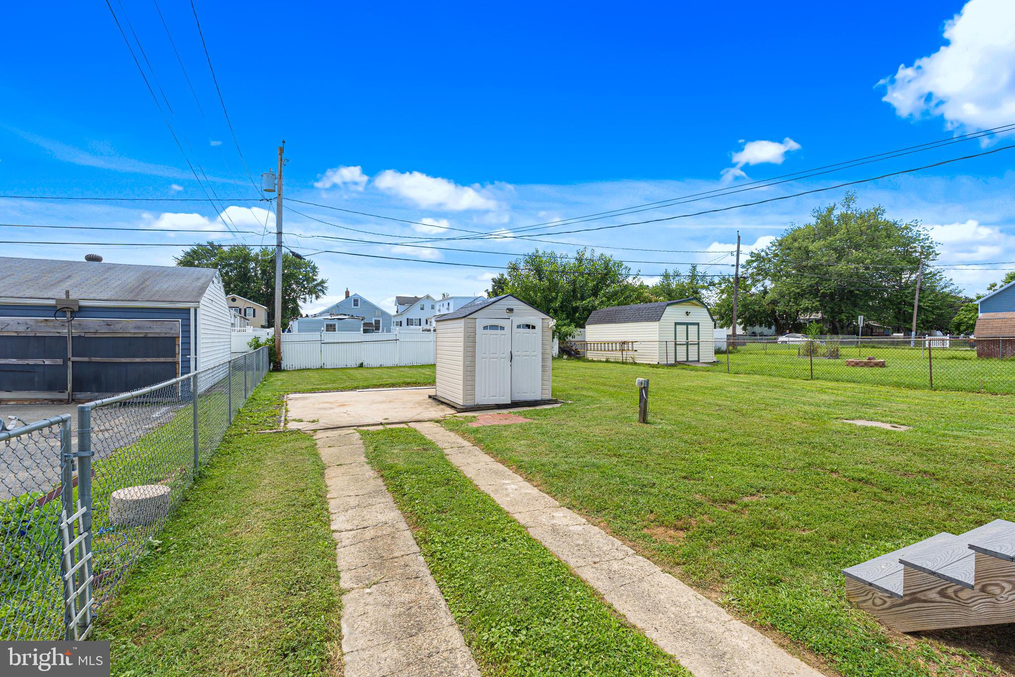 GRAY MANOR HOMES - Residential
